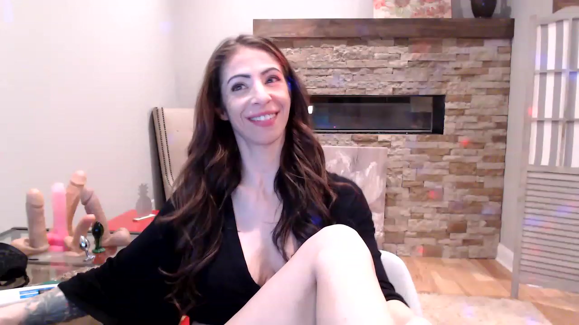 Gallery image thumbnail from AmyDay's myfreecams stream on, 02/20/2023, 06:17 image 11 of 20