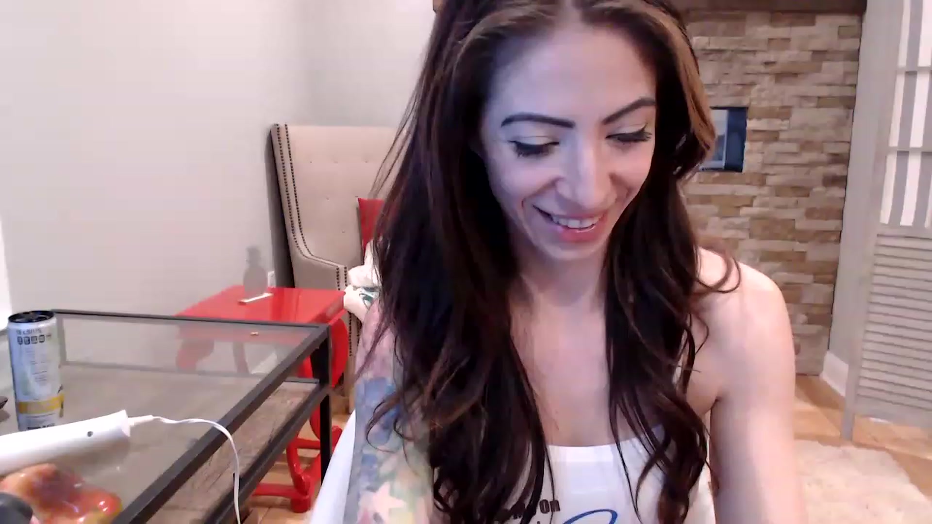 Gallery image thumbnail from AmyDay's myfreecams stream on, 02/23/2023, 18:58 image 14 of 20