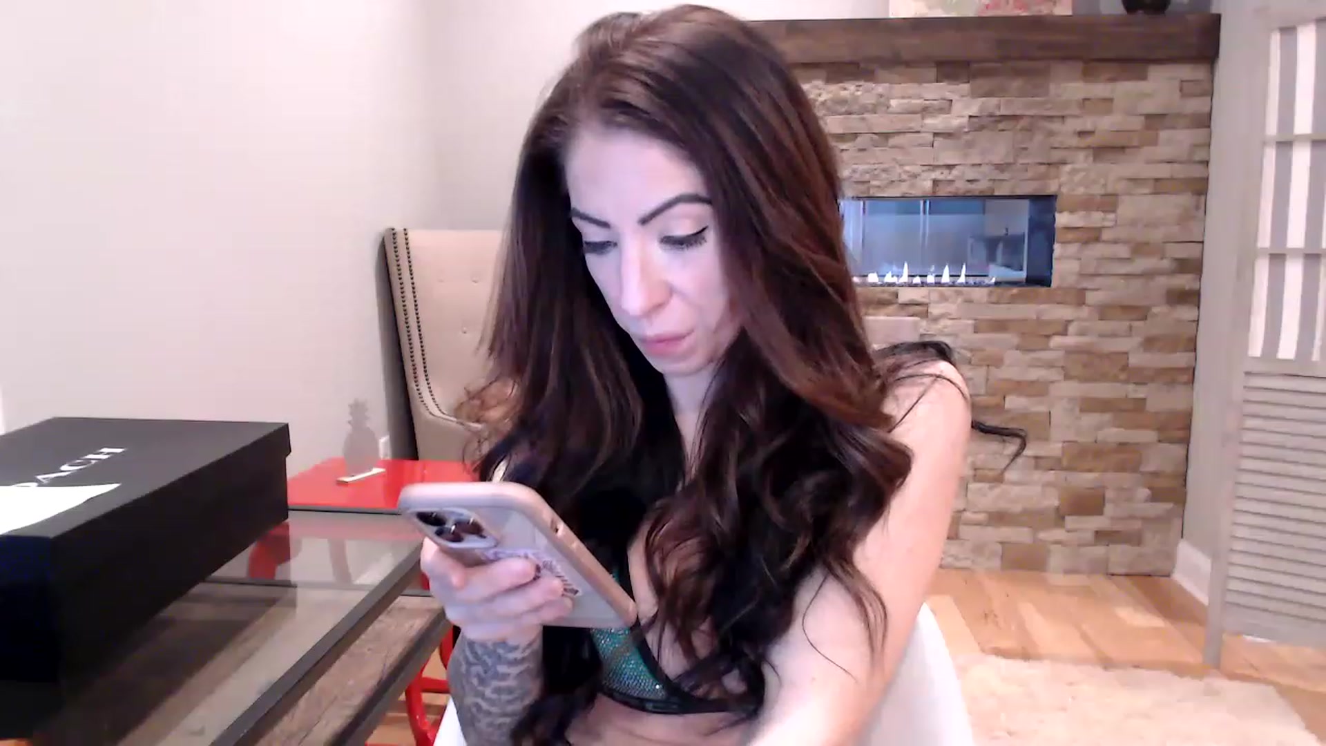 Gallery image thumbnail from AmyDay's myfreecams stream on, 02/24/2023, 18:41 image 3 of 20