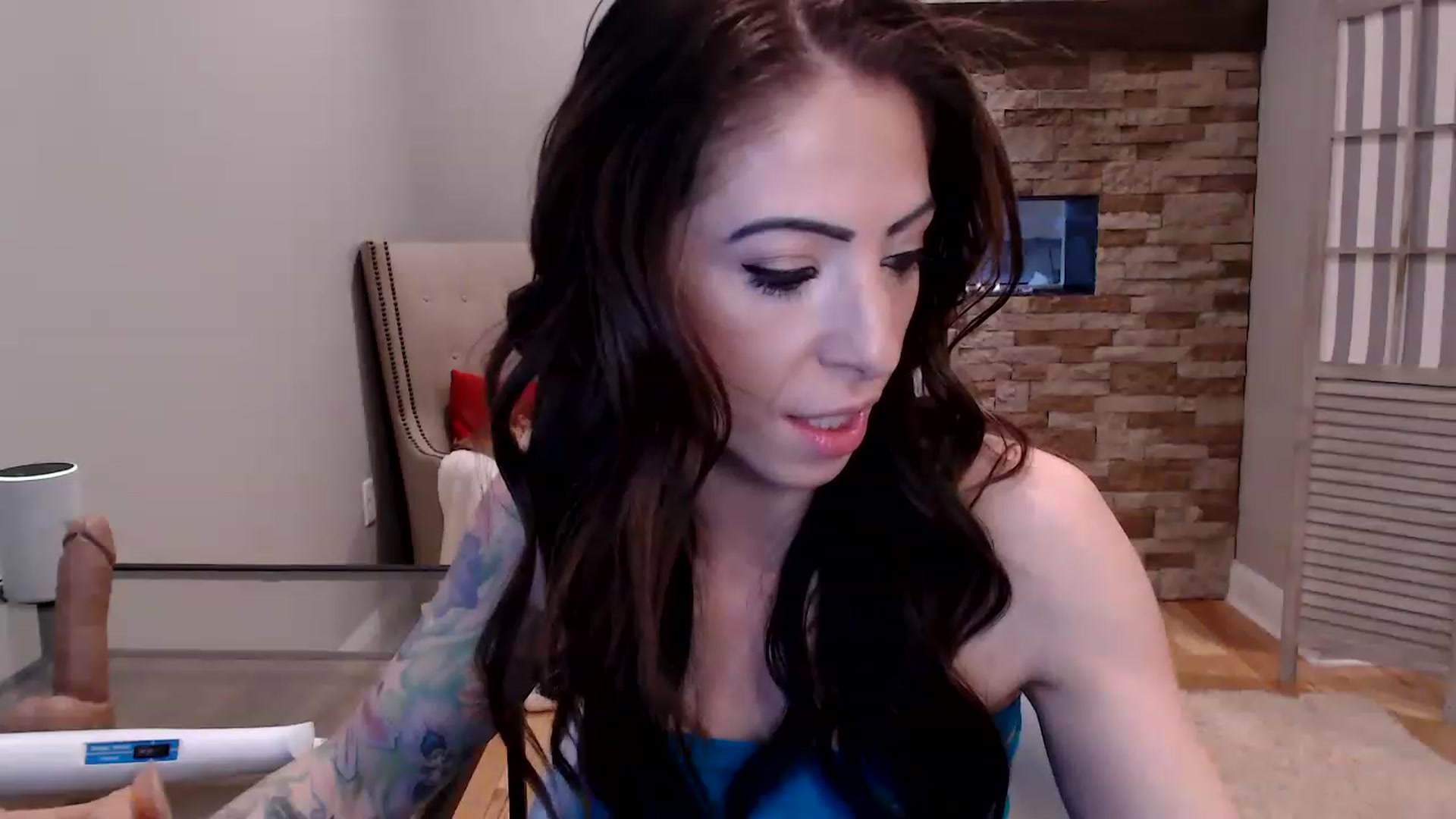 Gallery image thumbnail from AmyDay's myfreecams stream on, 03/01/2023, 16:30 image 16 of 20