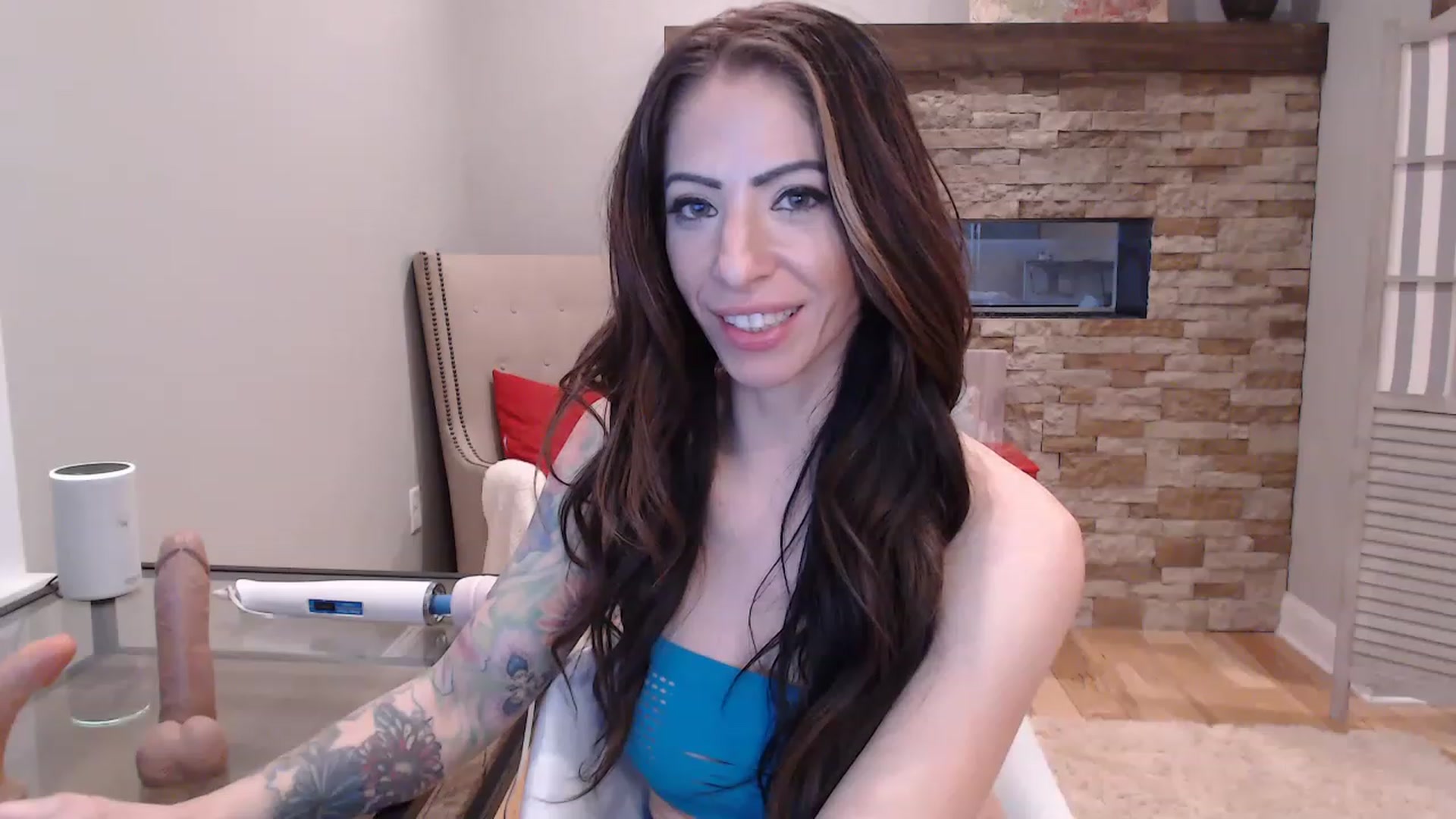 Gallery image thumbnail from AmyDay's myfreecams stream on, 03/01/2023, 20:02 image 3 of 20