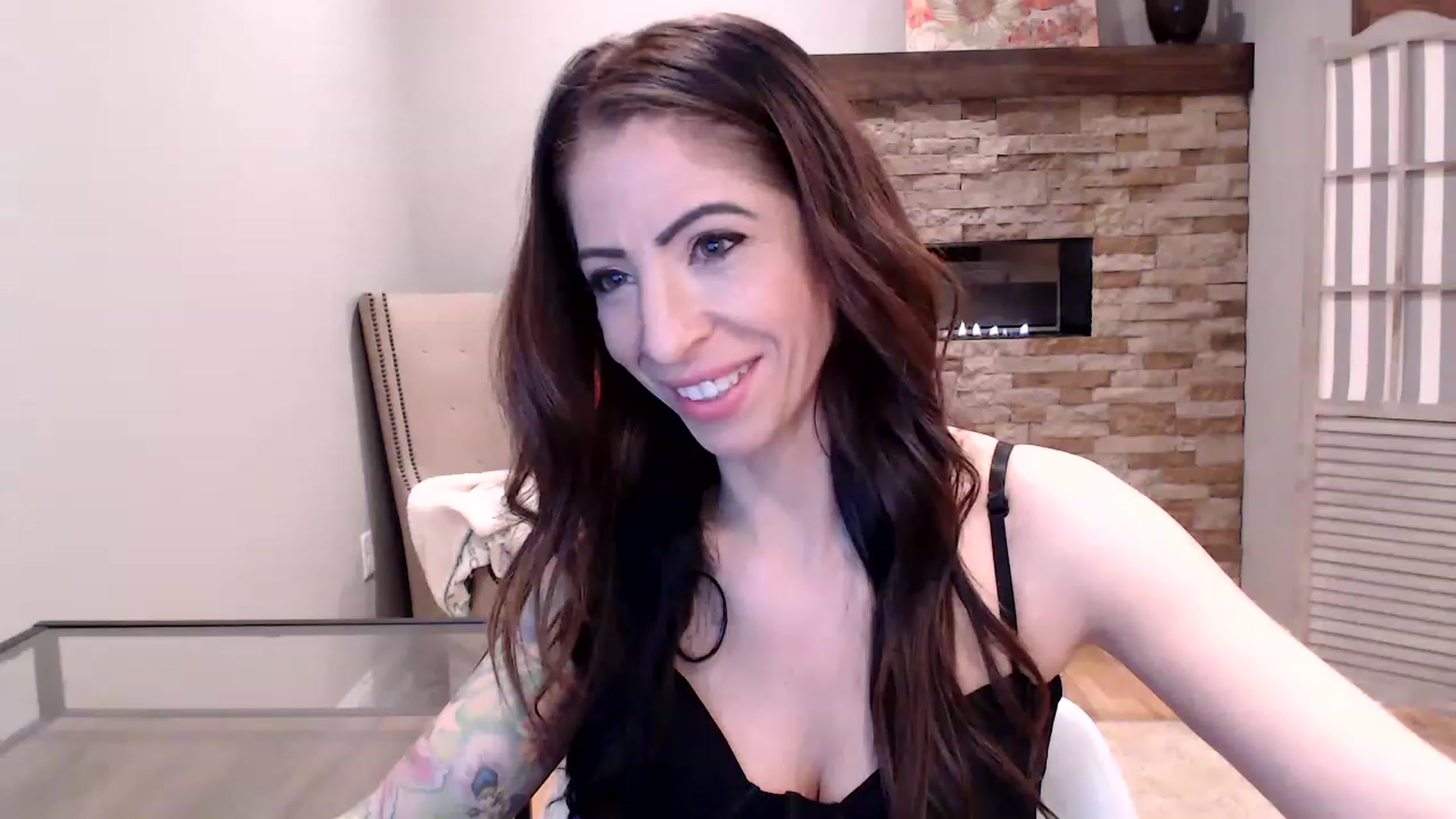 Gallery image thumbnail from AmyDay's myfreecams stream on, 03/06/2023, 06:33 image 1 of 20