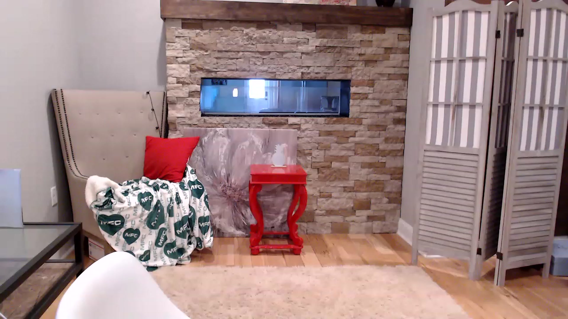 Gallery image thumbnail from AmyDay's myfreecams stream on, 03/08/2023, 20:19 image 18 of 20