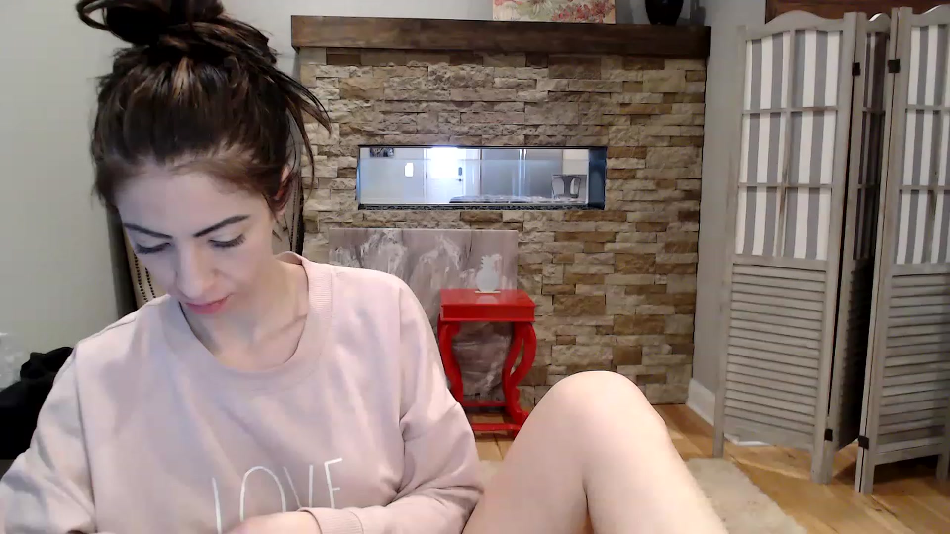 Gallery image thumbnail from AmyDay's myfreecams stream on, 03/09/2023, 19:01 image 17 of 20