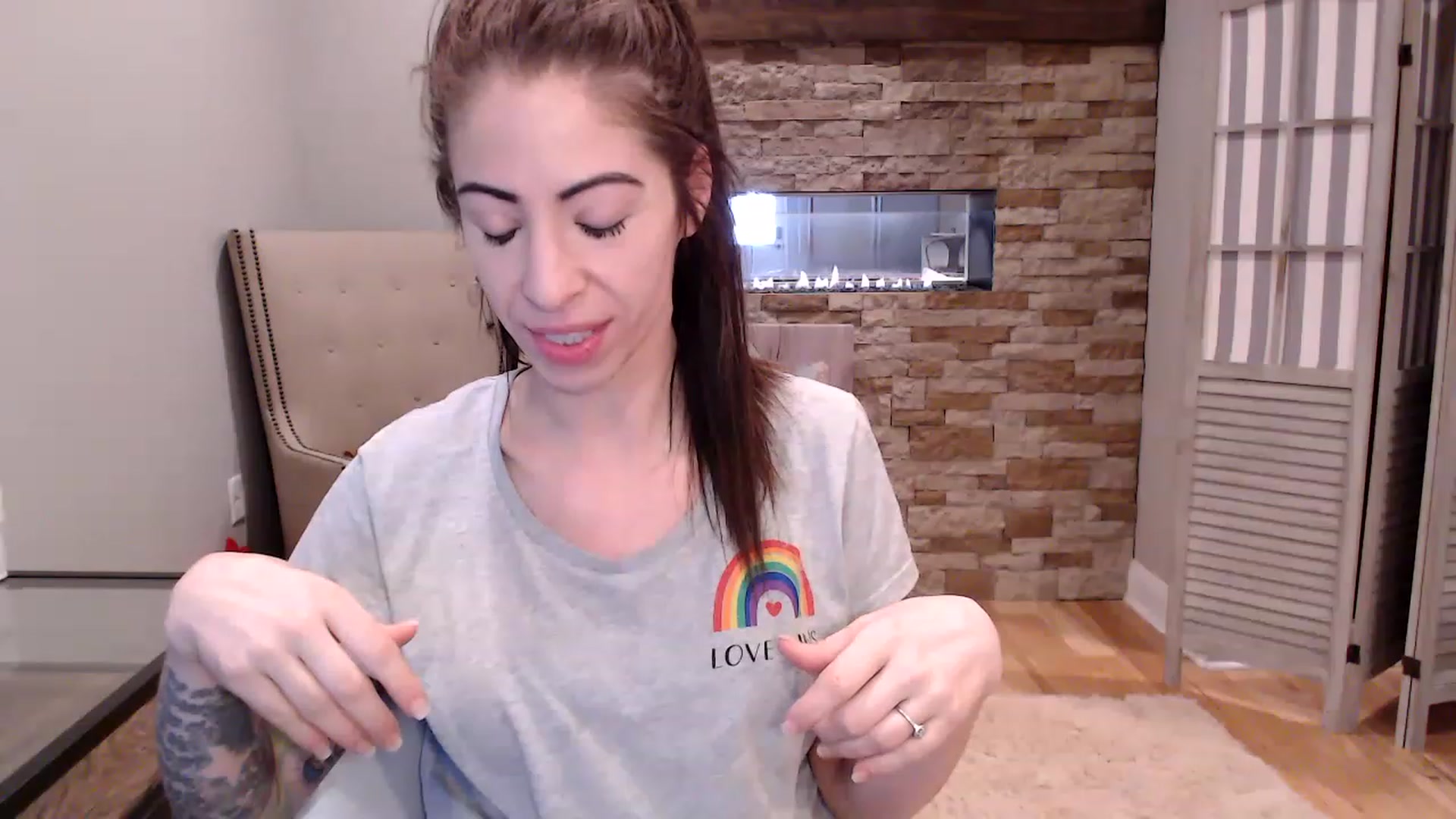 Gallery image thumbnail from AmyDay's myfreecams stream on, 03/17/2023, 18:04 image 19 of 20