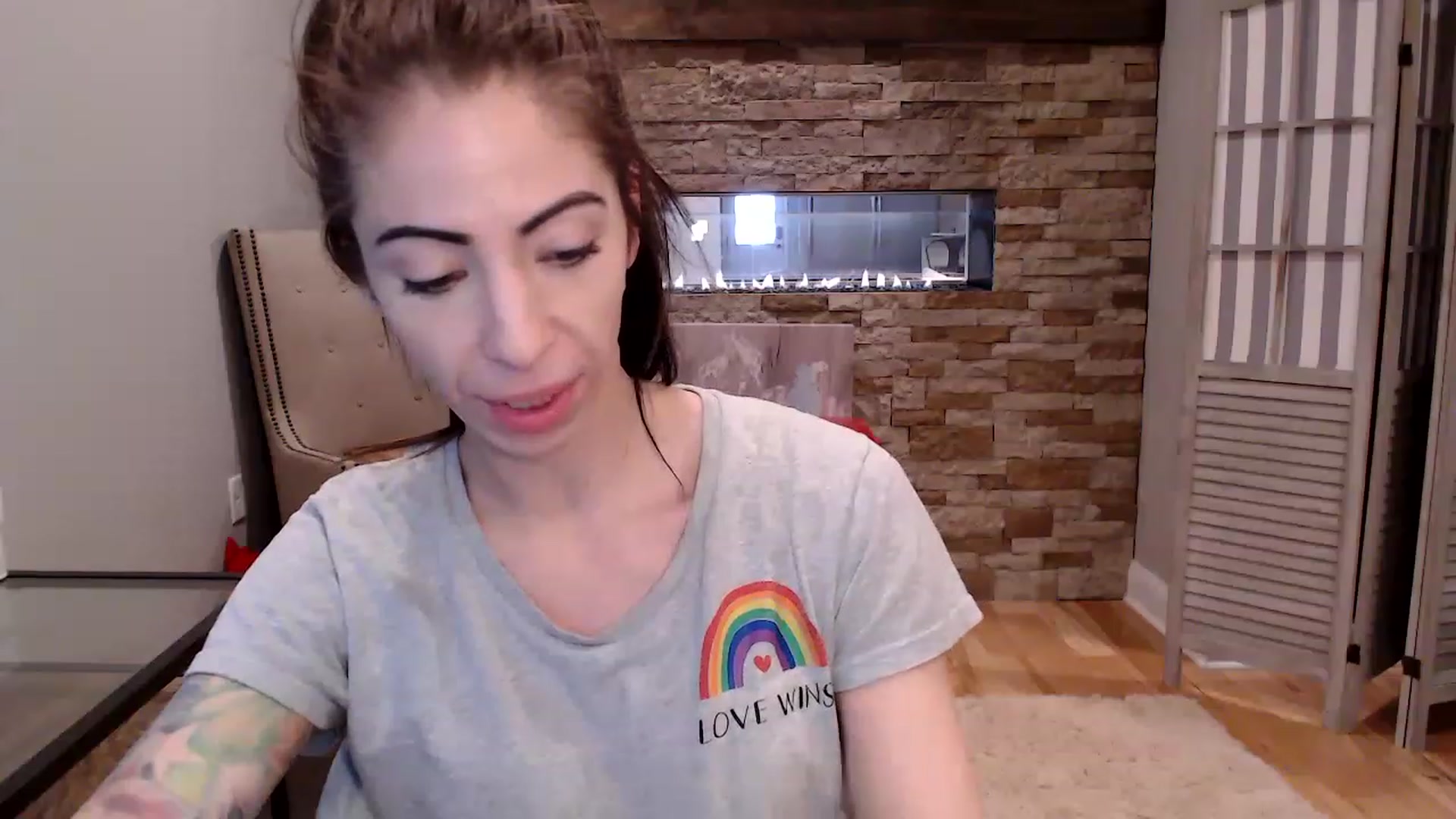 Gallery image thumbnail from AmyDay's myfreecams stream on, 03/17/2023, 18:04 image 16 of 20