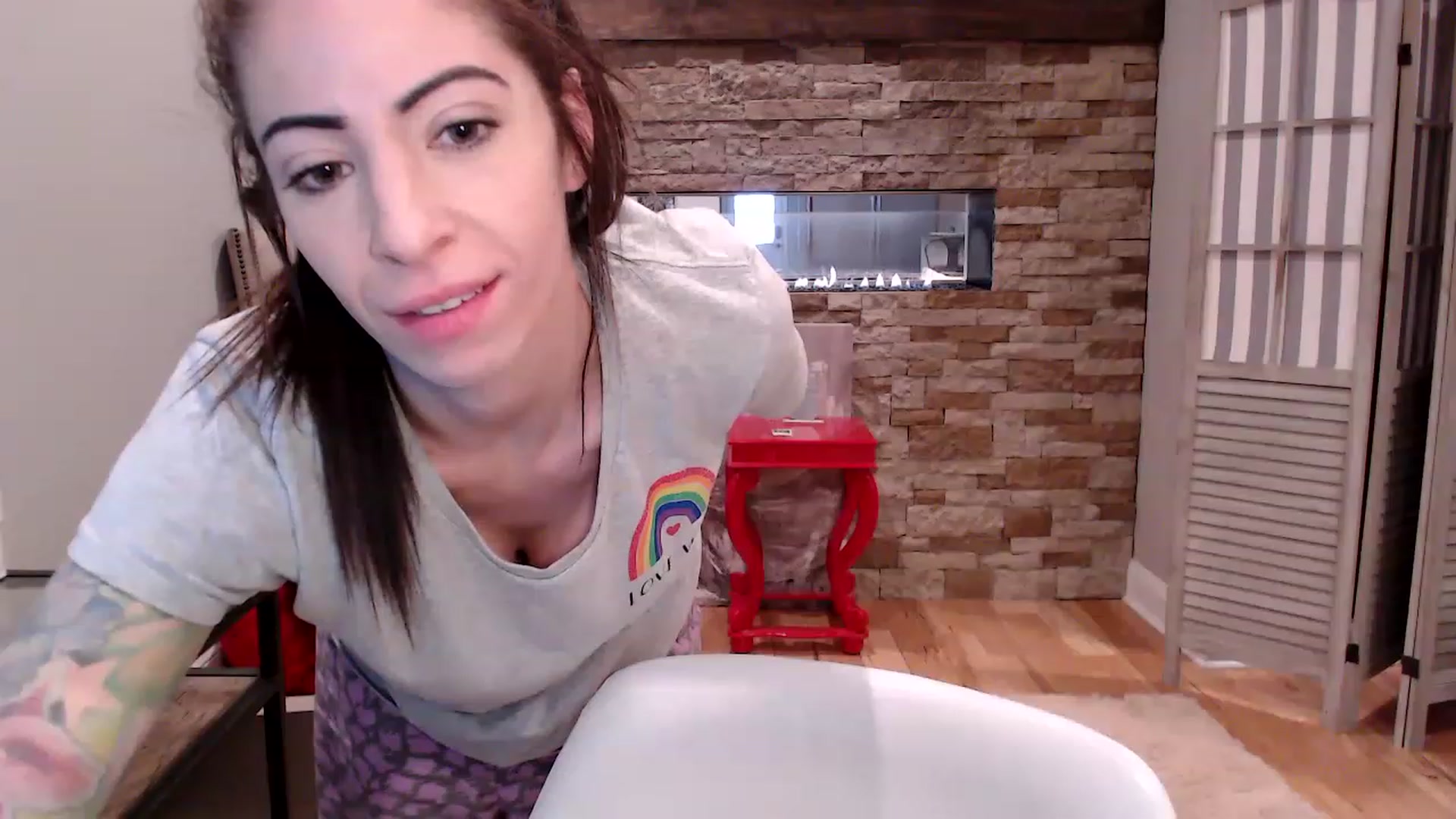 Gallery image thumbnail from AmyDay's myfreecams stream on, 03/17/2023, 18:04 image 8 of 20