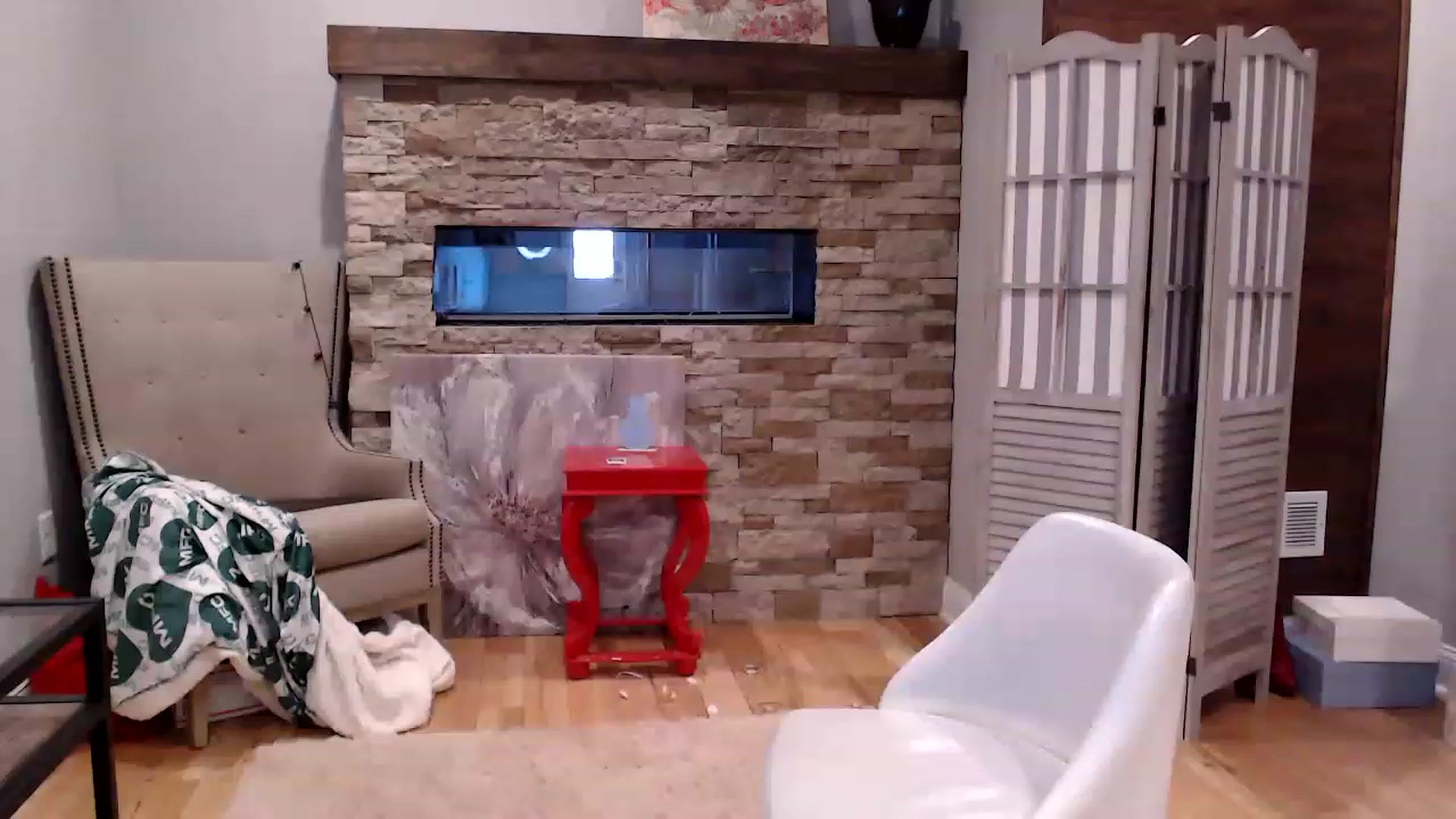 Gallery image thumbnail from AmyDay's myfreecams stream on, 03/23/2023, 16:29 image 16 of 20