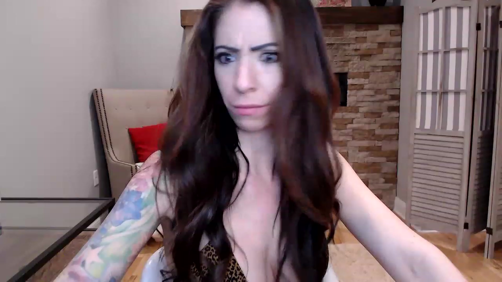 Gallery image thumbnail from AmyDay's myfreecams stream on, 03/27/2023, 05:25 image 11 of 20