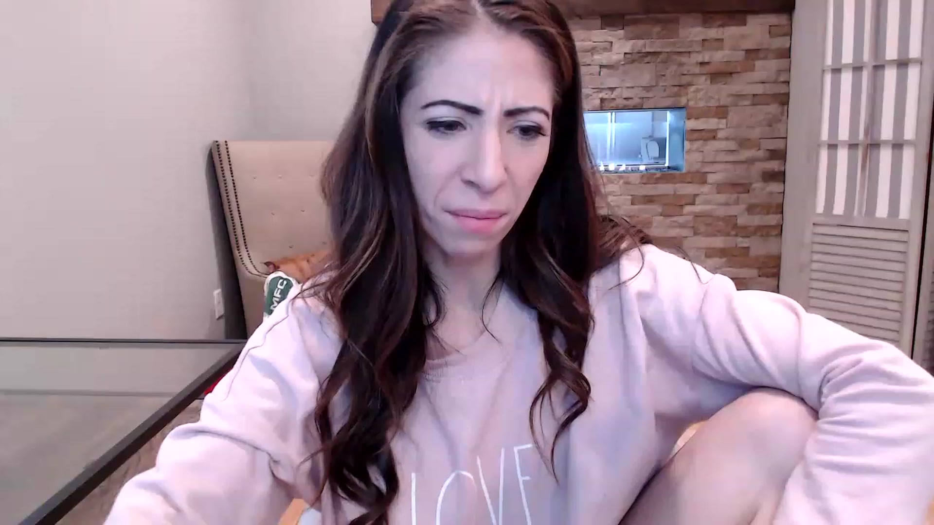 Gallery image thumbnail from AmyDay's myfreecams stream on, 03/28/2023, 17:42 image 14 of 20
