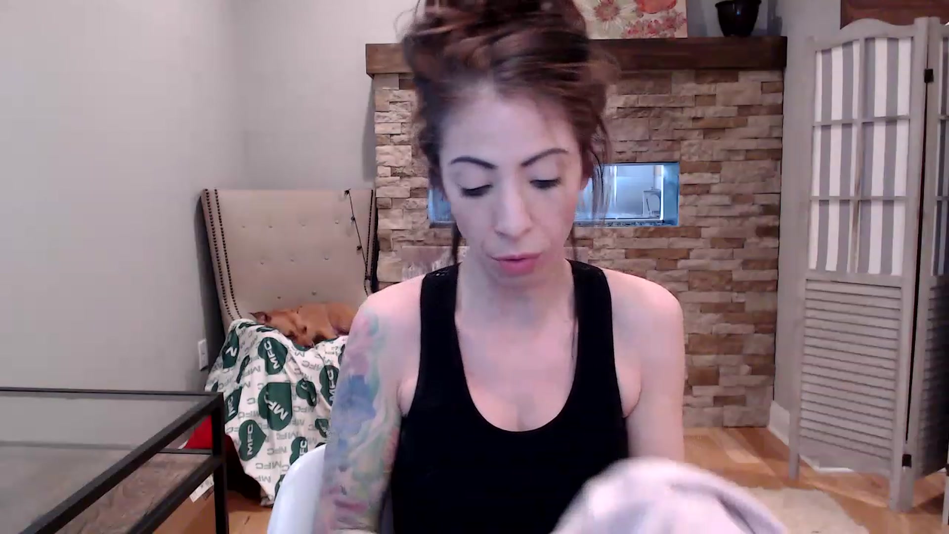 Gallery image thumbnail from AmyDay's myfreecams stream on, 03/30/2023, 18:16 image 20 of 20