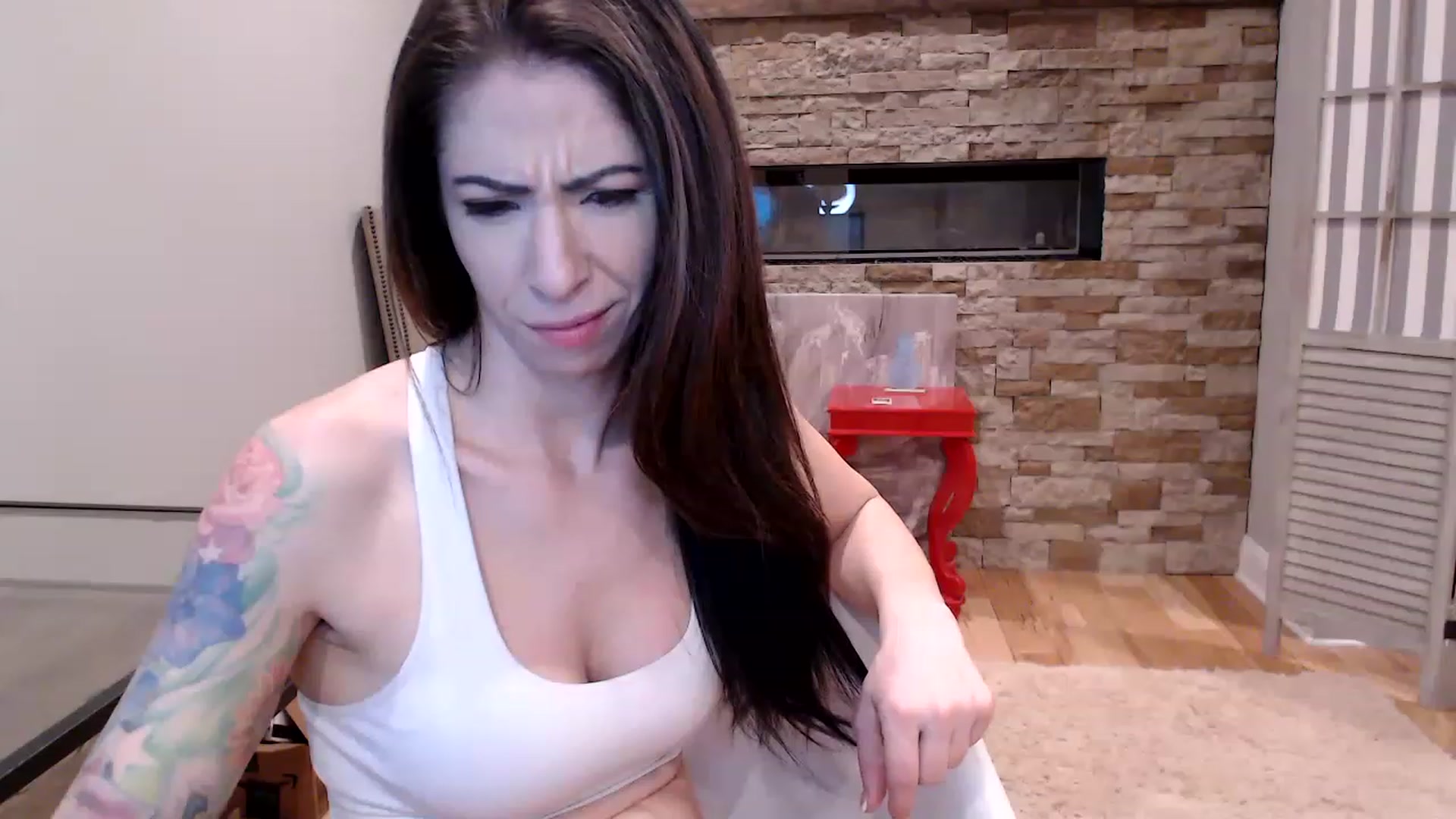 Gallery image thumbnail from AmyDay's myfreecams stream on, 04/04/2023, 05:41 image 13 of 20