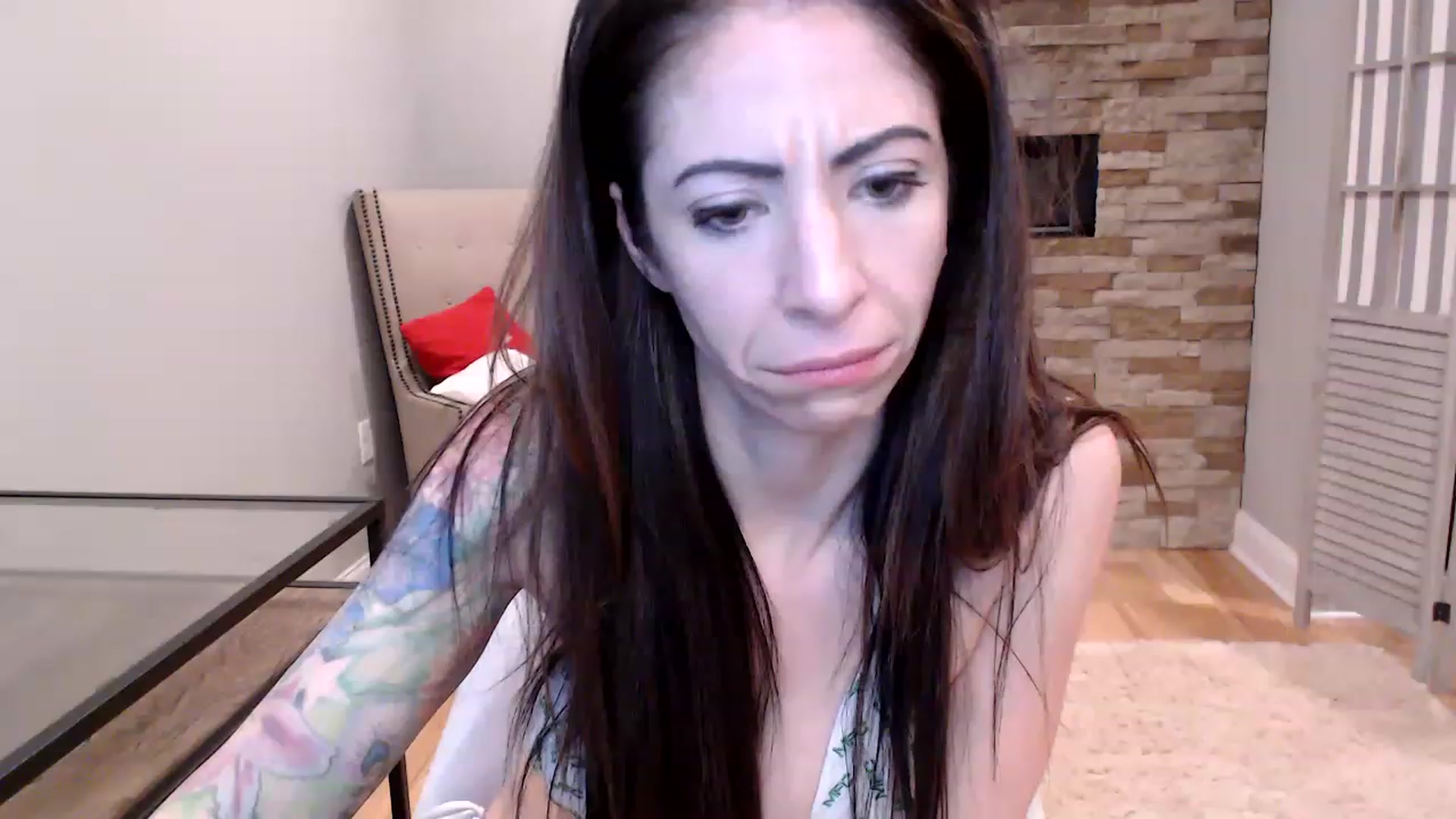 Gallery image thumbnail from AmyDay's myfreecams stream on, 04/06/2023, 06:50 image 8 of 20