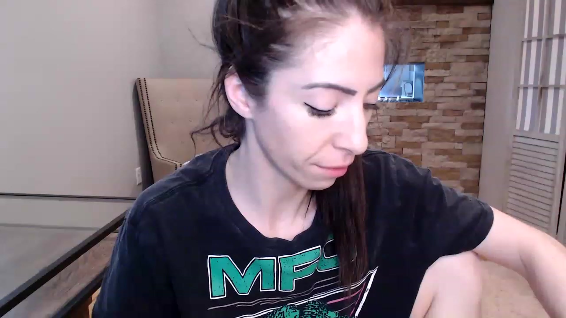 Gallery image thumbnail from AmyDay's myfreecams stream on, 04/12/2023, 16:54 image 9 of 20