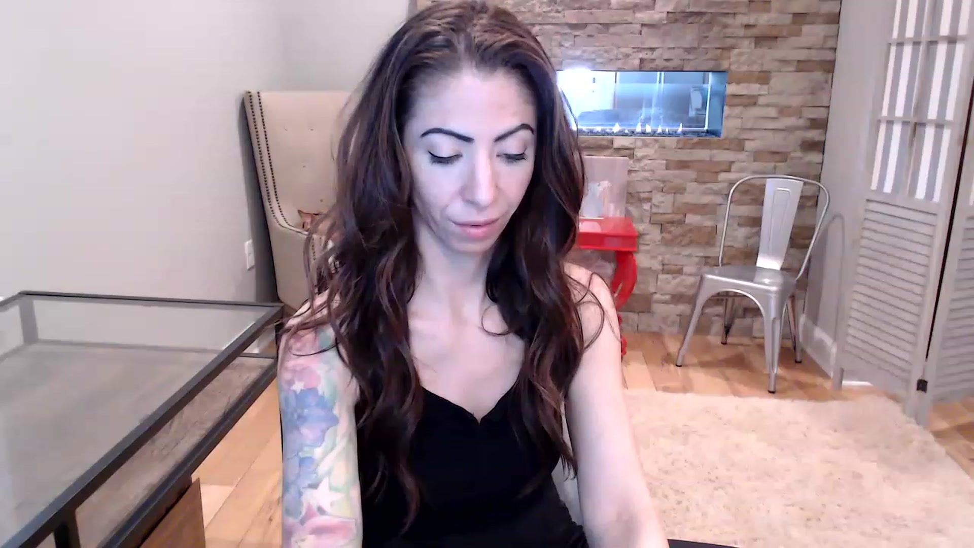 Gallery image thumbnail from AmyDay's myfreecams stream on, 04/14/2023, 17:54 image 16 of 20