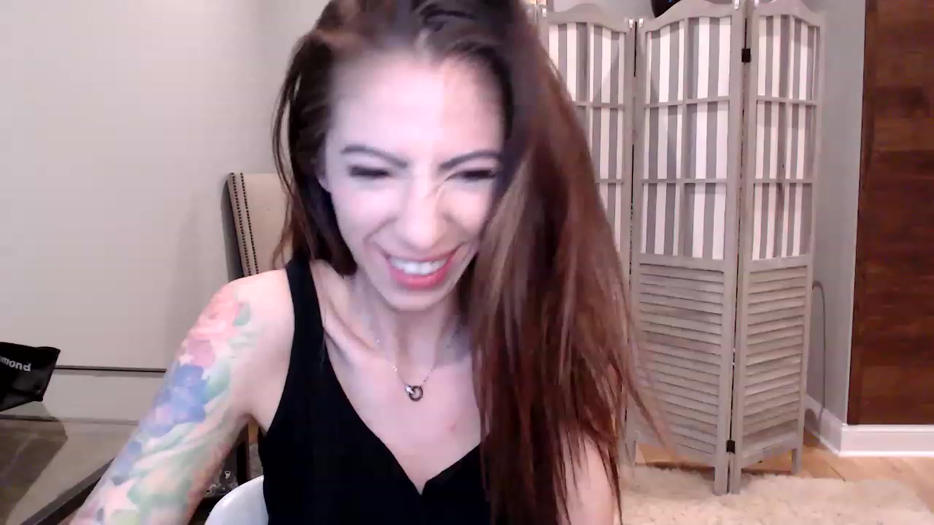Gallery image thumbnail from AmyDay's myfreecams stream on, 04/19/2023, 04:04 image 14 of 20
