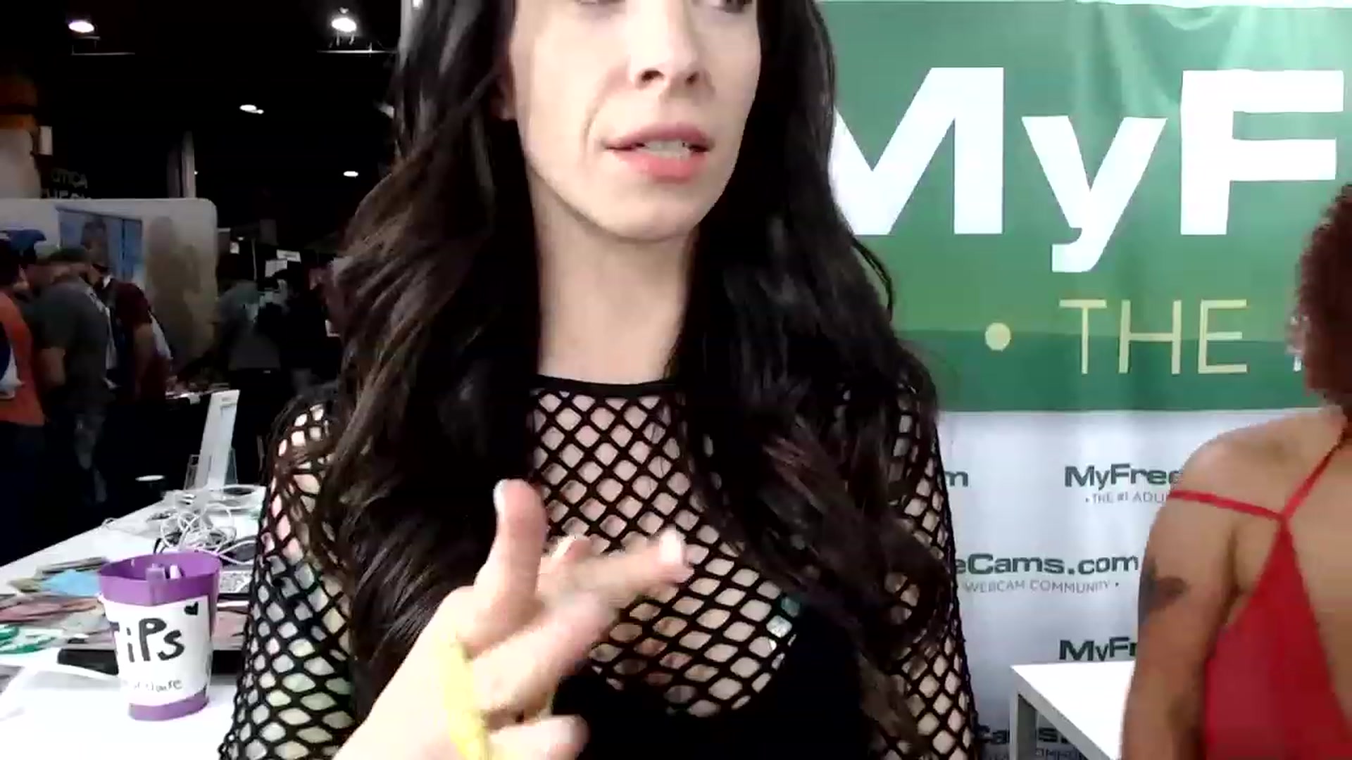 Gallery image thumbnail from AmyDay's myfreecams stream on, 04/22/2023, 01:09 image 15 of 20