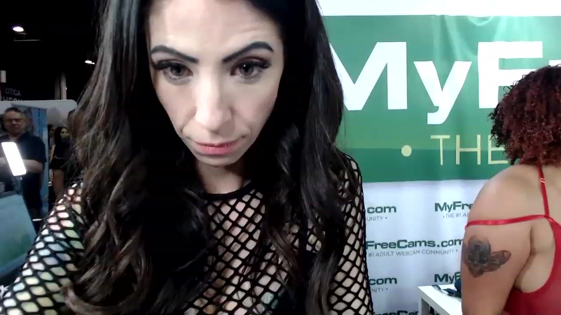 Gallery image thumbnail from AmyDay's myfreecams stream on, 04/22/2023, 01:09 image 20 of 20