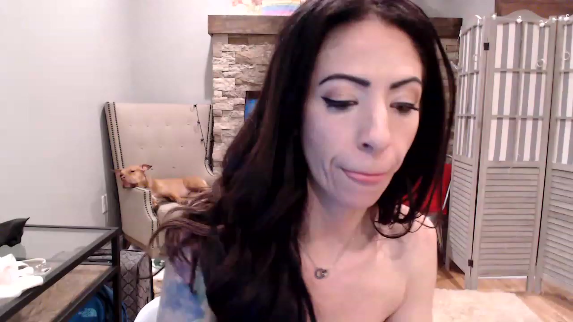 Gallery image thumbnail from AmyDay's myfreecams stream on, 04/24/2023, 07:25 image 1 of 20