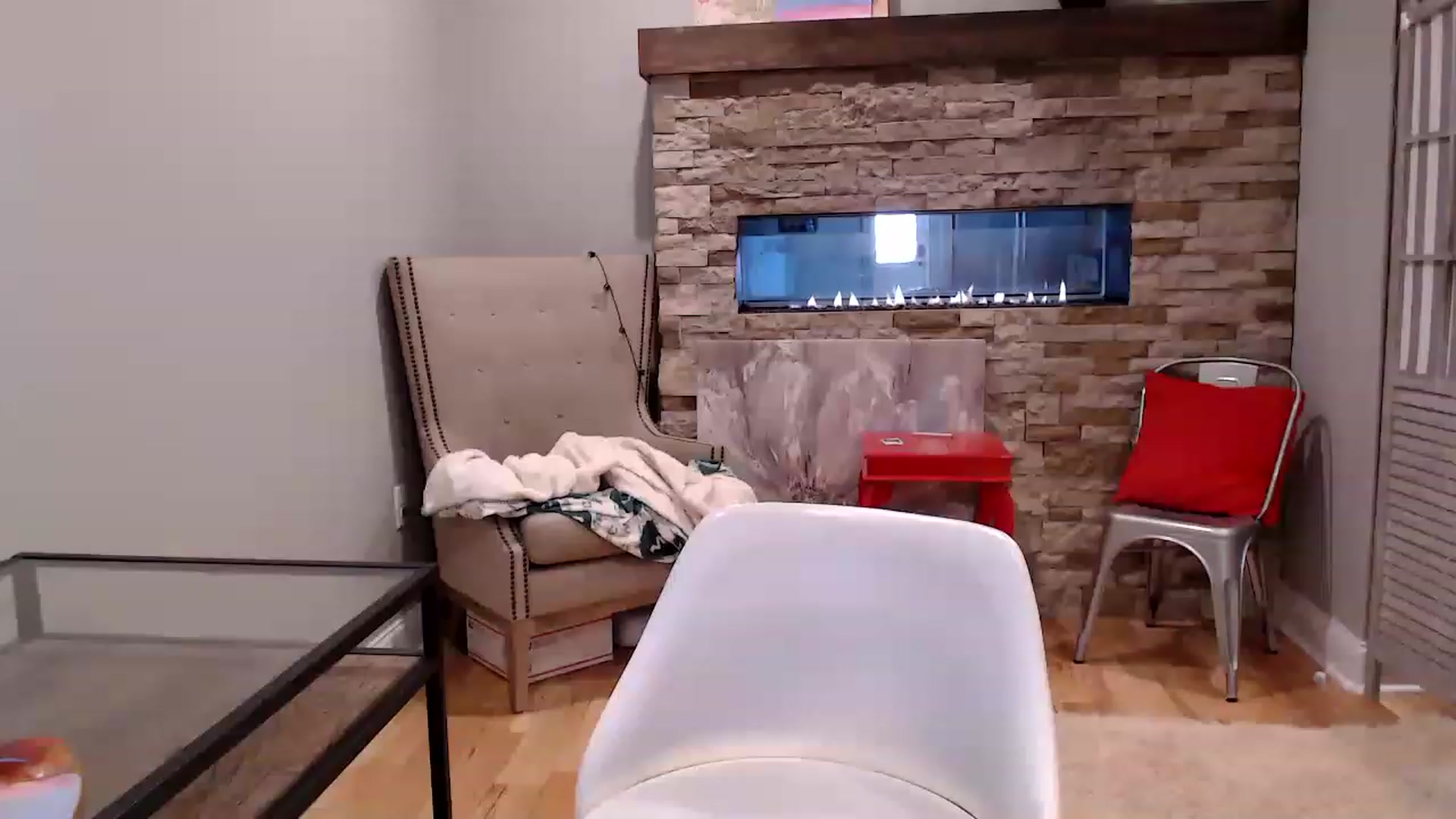 Gallery image thumbnail from AmyDay's myfreecams stream on, 05/03/2023, 17:03 image 15 of 20