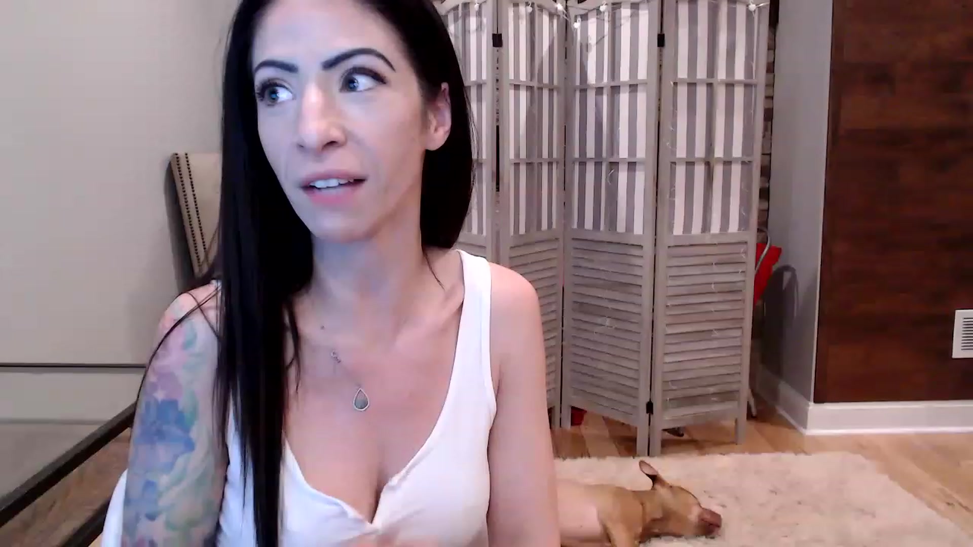 Gallery image thumbnail from AmyDay's myfreecams stream on, 05/12/2023, 06:09 image 7 of 20