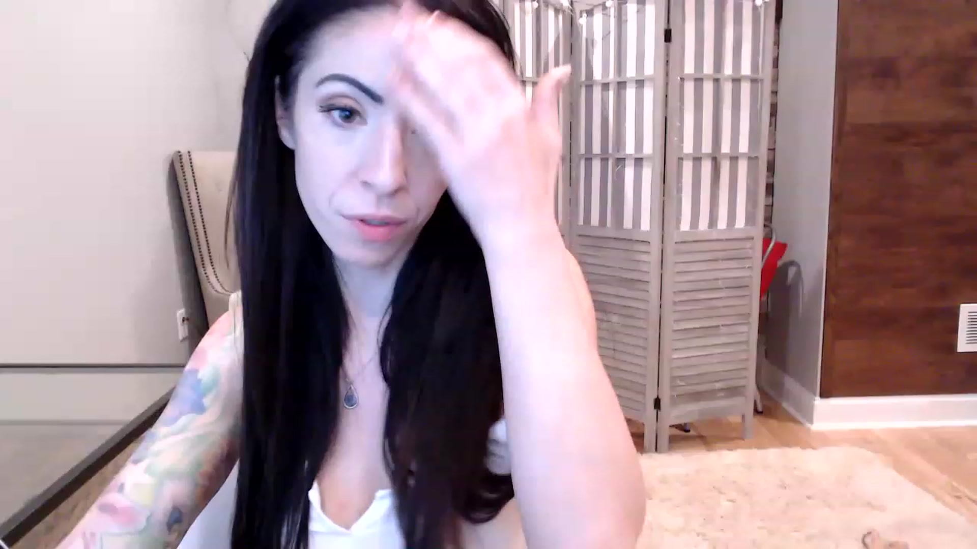 Gallery image thumbnail from AmyDay's myfreecams stream on, 05/12/2023, 06:09 image 16 of 20