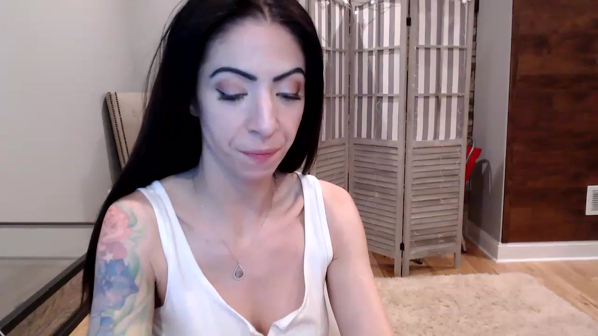 Gallery image thumbnail from AmyDay's myfreecams stream on, 05/12/2023, 06:40 image 19 of 20