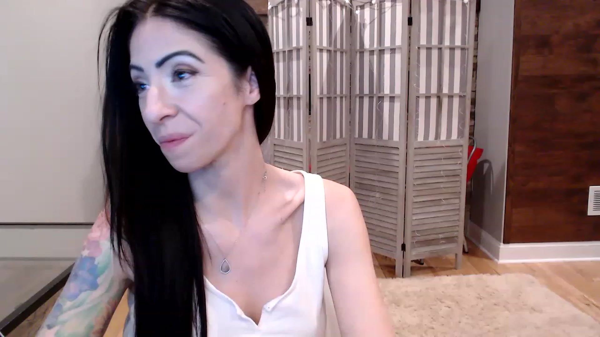 Gallery image thumbnail from AmyDay's myfreecams stream on, 05/12/2023, 06:40 image 20 of 20