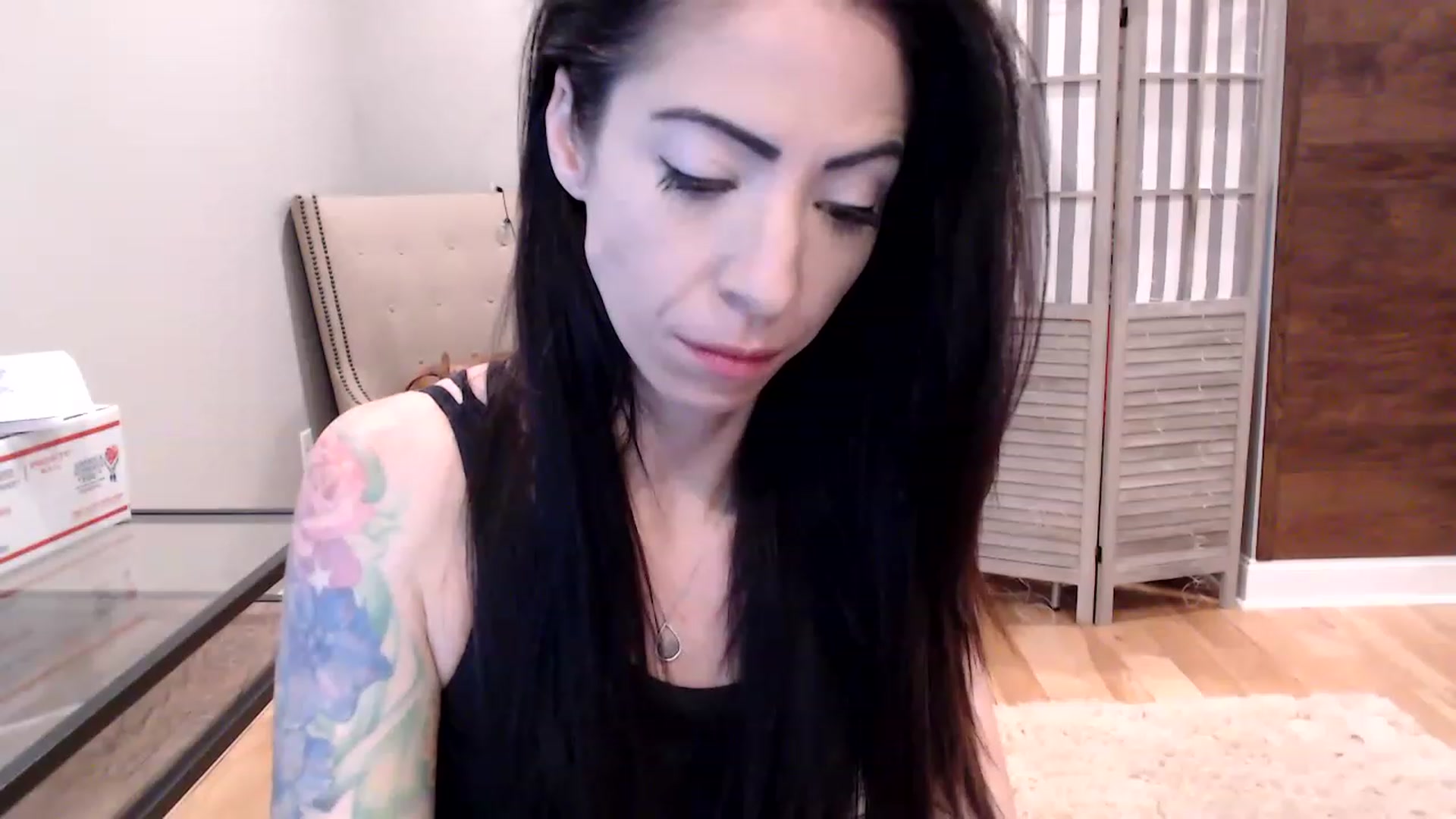 Gallery image thumbnail from AmyDay's myfreecams stream on, 05/22/2023, 18:18 image 14 of 20