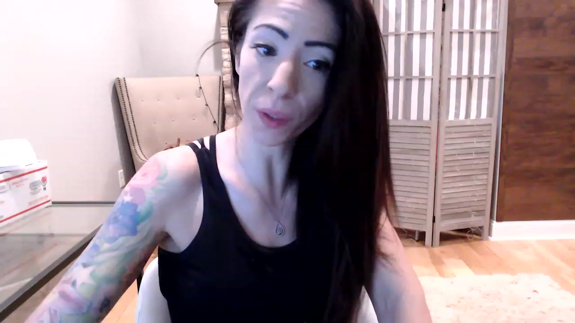Gallery image thumbnail from AmyDay's myfreecams stream on, 05/22/2023, 18:18 image 7 of 20