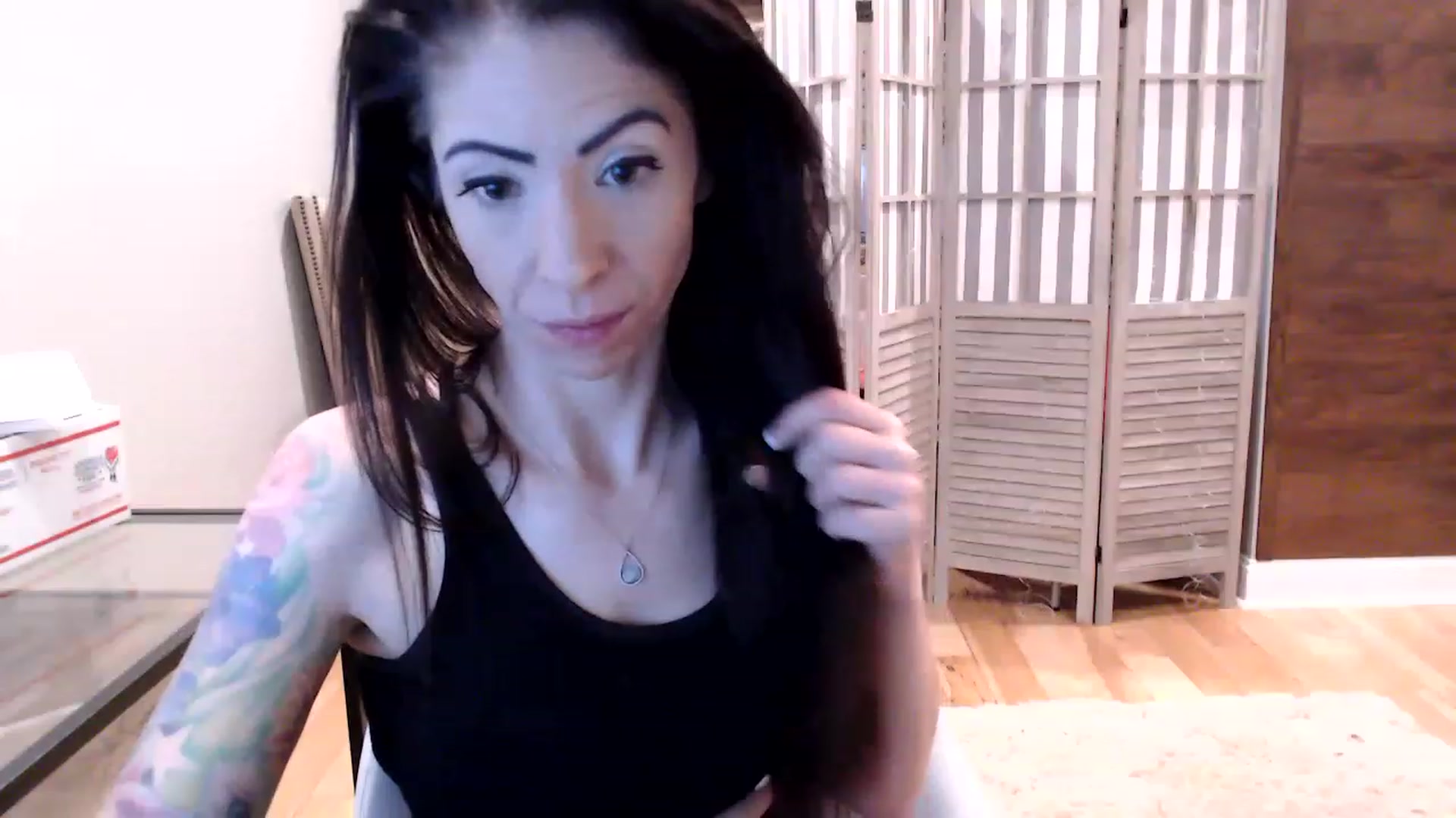 Gallery image thumbnail from AmyDay's myfreecams stream on, 05/22/2023, 18:18 image 6 of 20