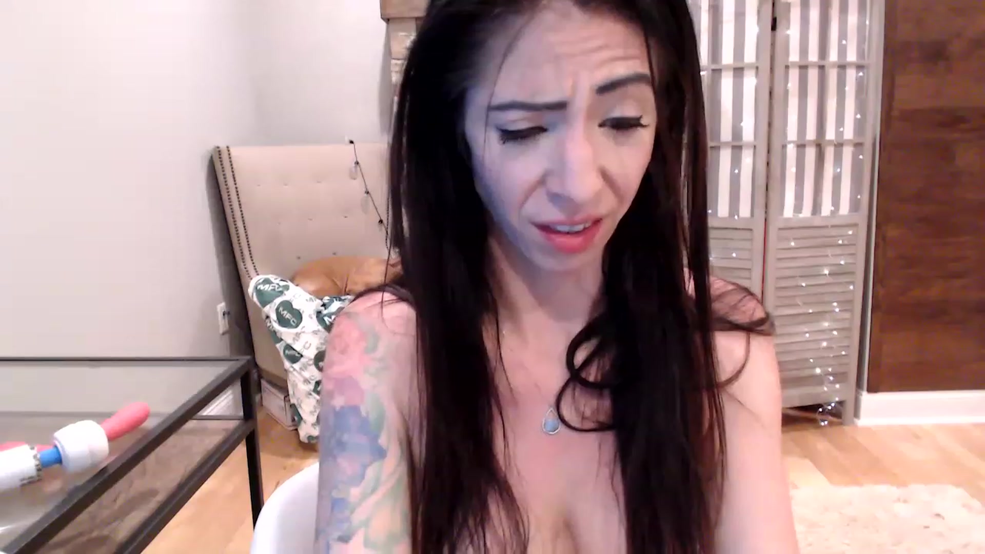 Gallery image thumbnail from AmyDay's myfreecams stream on, 05/23/2023, 04:46 image 2 of 20