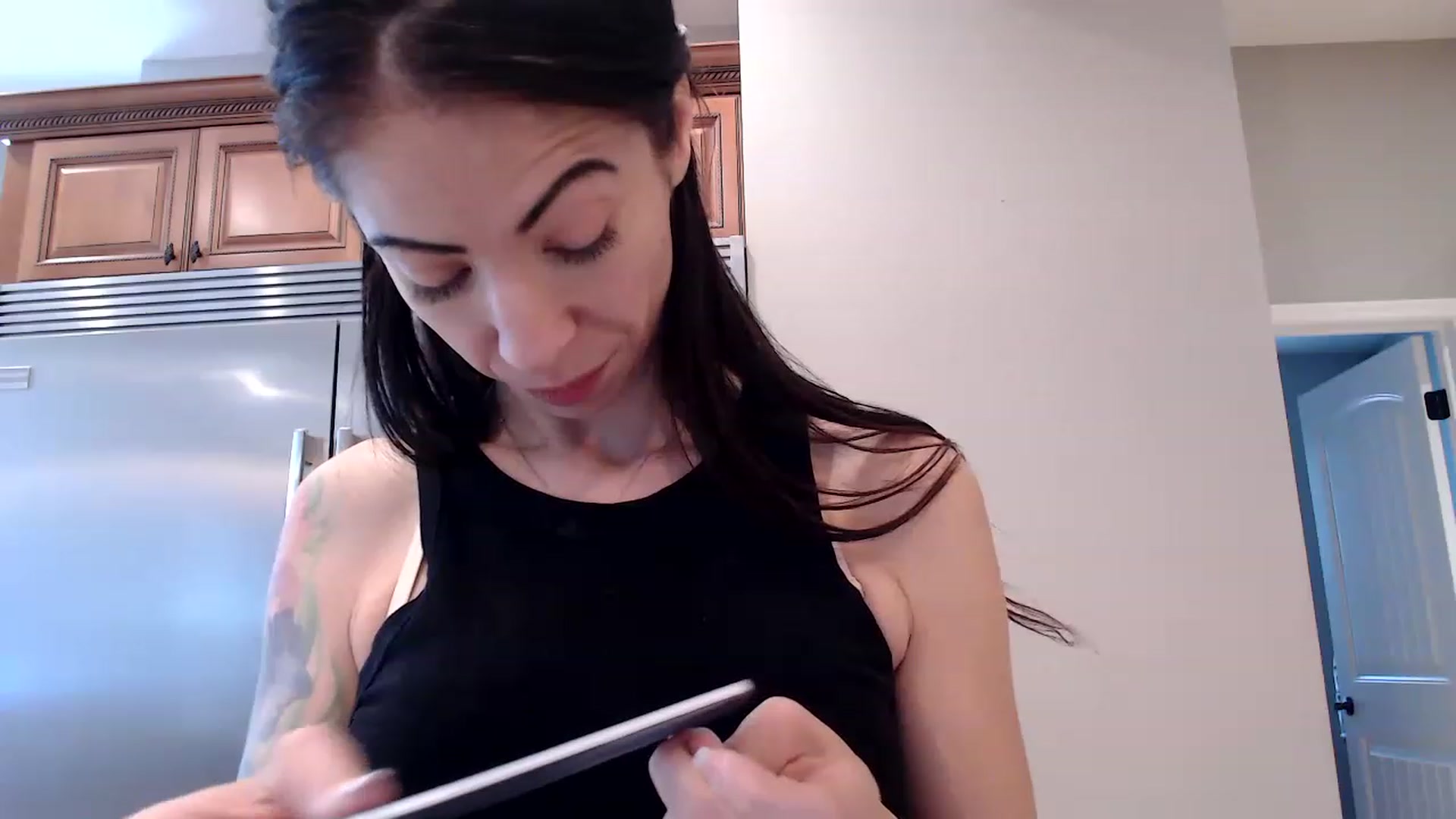 Gallery image thumbnail from AmyDay's myfreecams stream on, 06/01/2023, 16:33 image 13 of 20