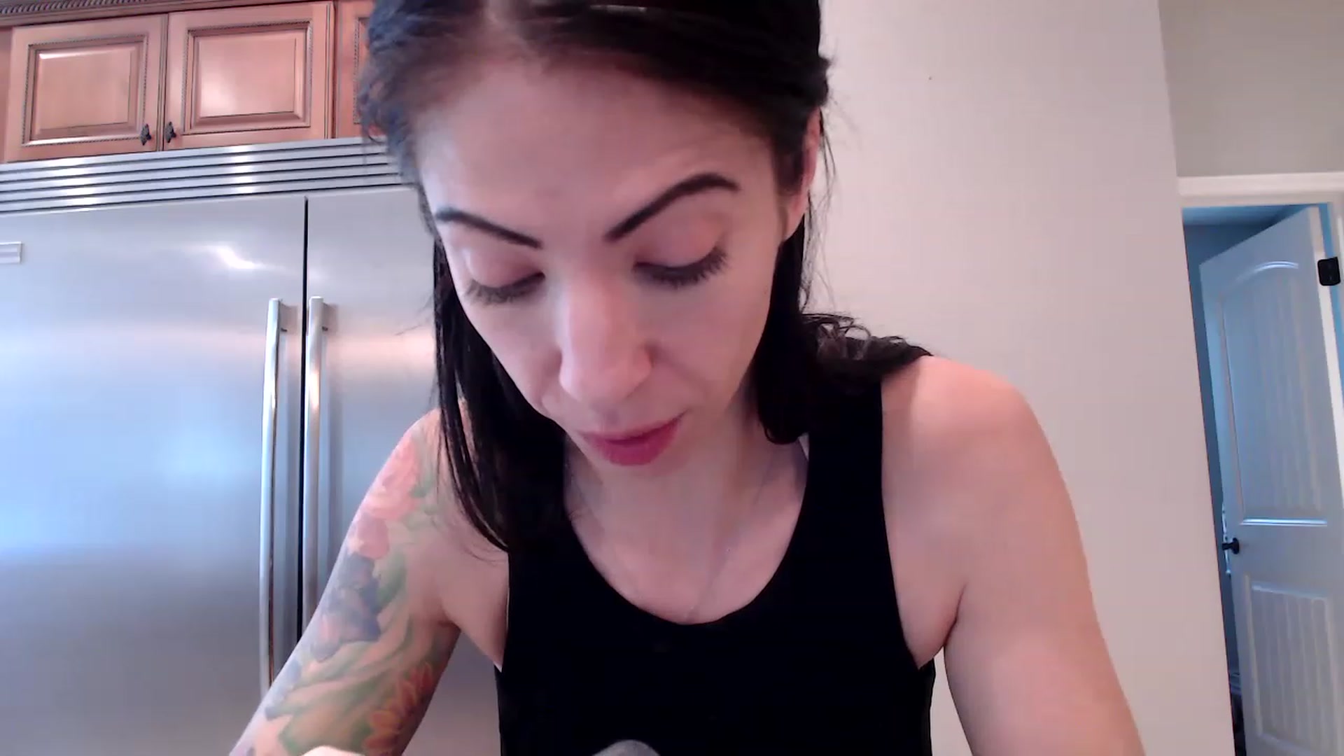 Gallery image thumbnail from AmyDay's myfreecams stream on, 06/01/2023, 16:33 image 20 of 20