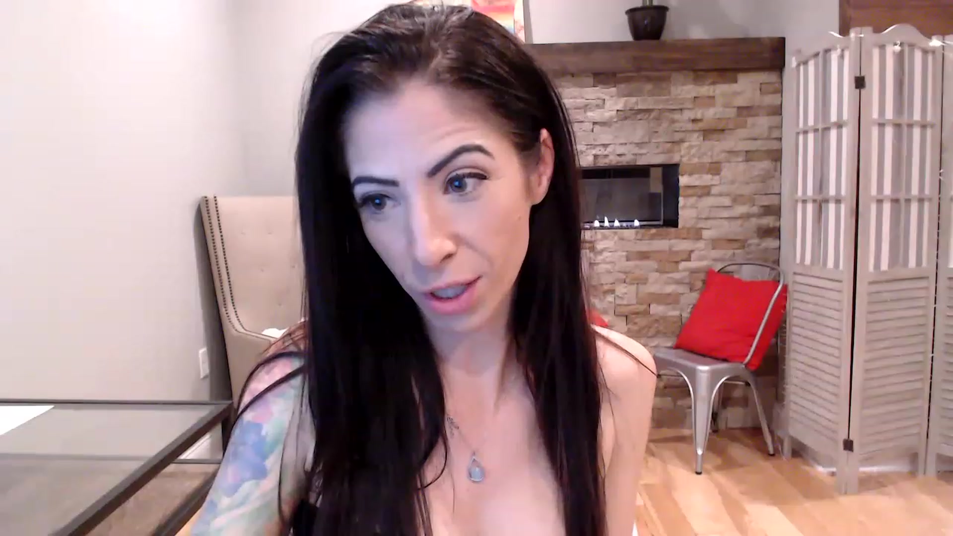 Gallery image thumbnail from AmyDay's myfreecams stream on, 06/05/2023, 01:20 image 19 of 20