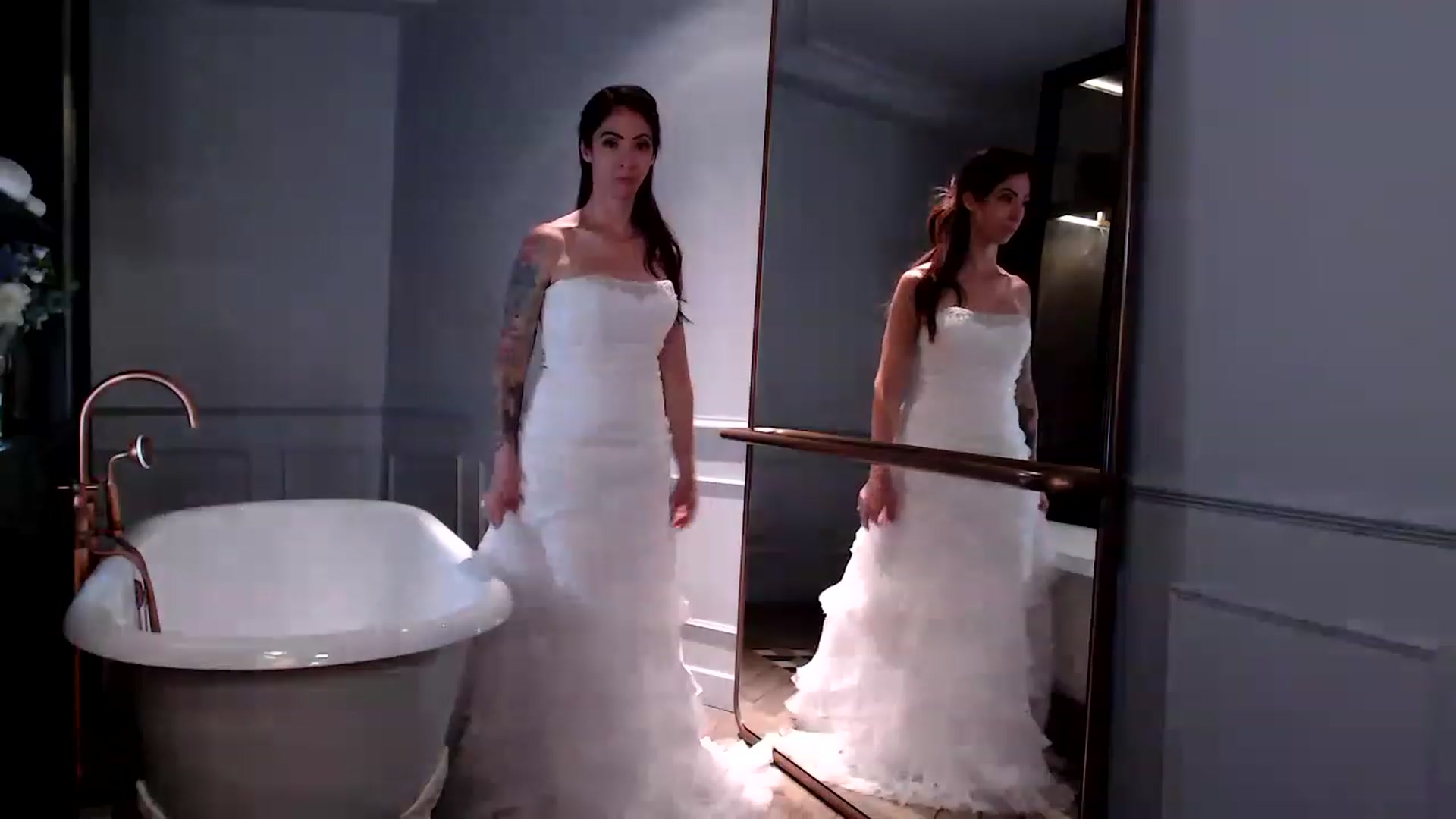 Gallery image thumbnail from AmyDay's myfreecams stream on, 06/13/2023, 23:32 image 6 of 20