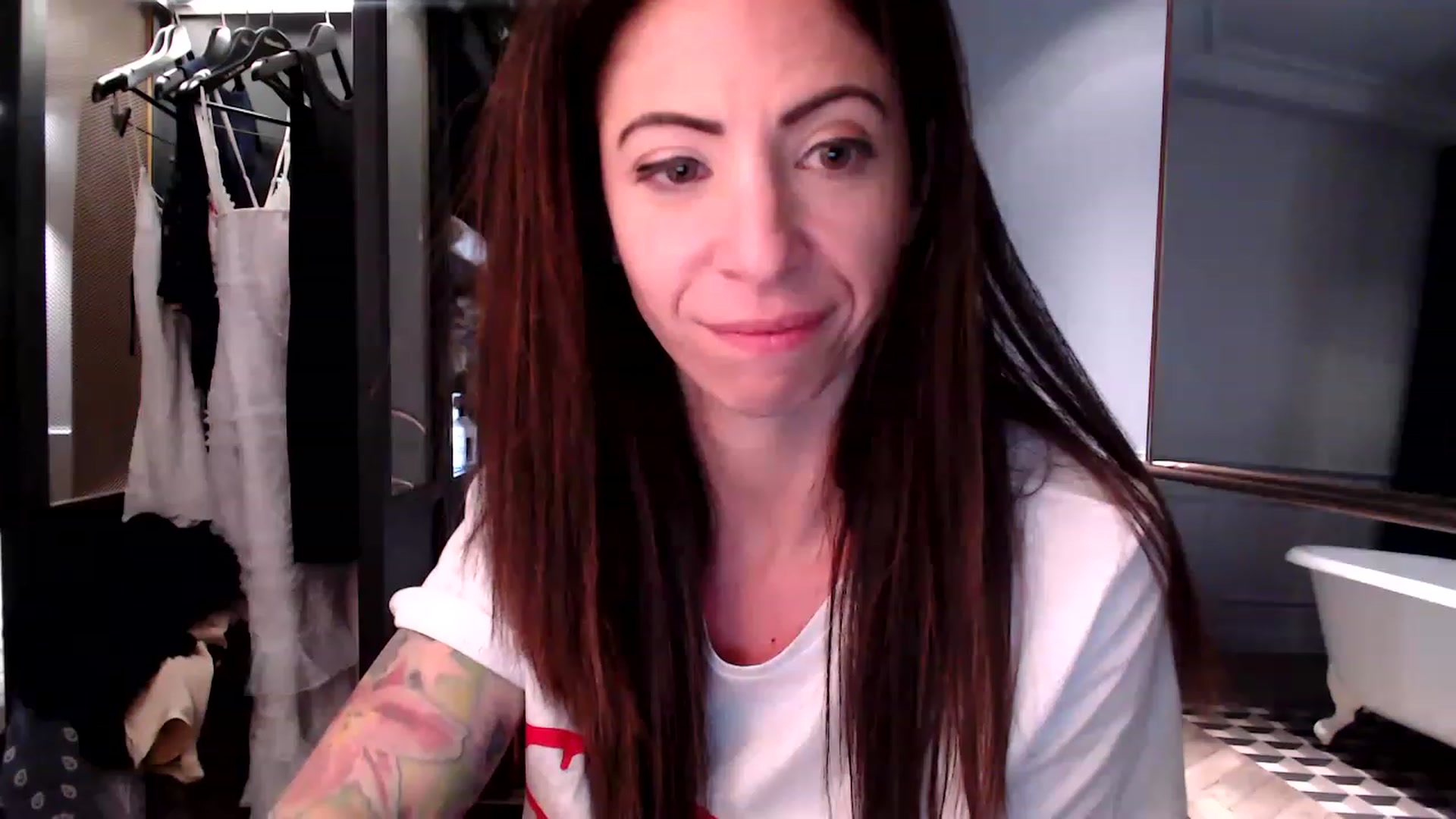Gallery image thumbnail from AmyDay's myfreecams stream on, 06/14/2023, 23:52 image 1 of 20
