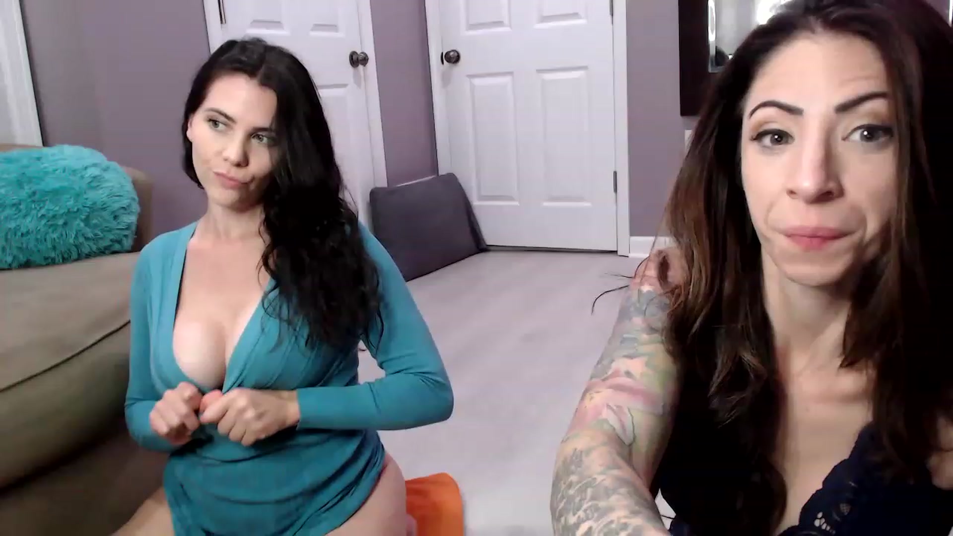 Gallery image thumbnail from AmyDay's myfreecams stream on, 06/17/2023, 03:23 image 7 of 20