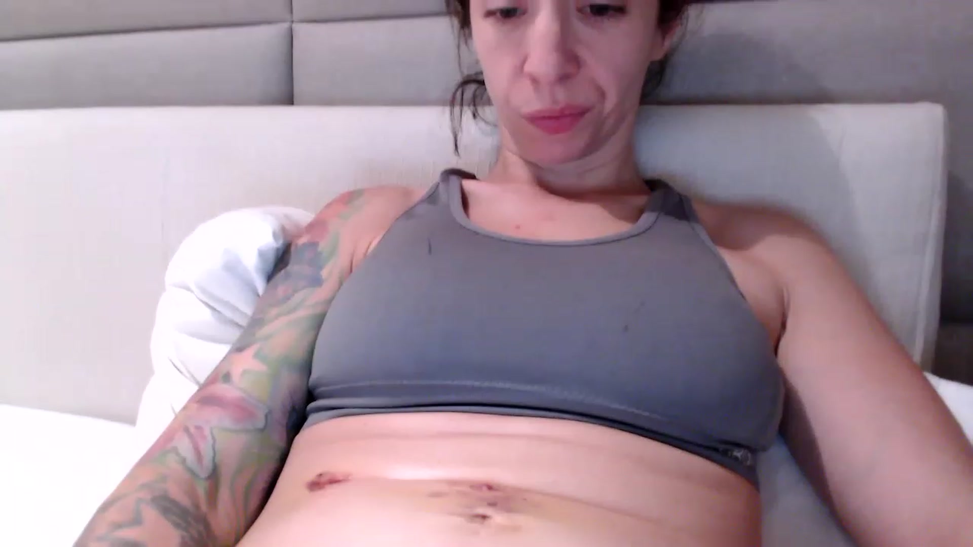 Gallery image thumbnail from AmyDay's myfreecams stream on, 06/24/2023, 04:52 image 3 of 20