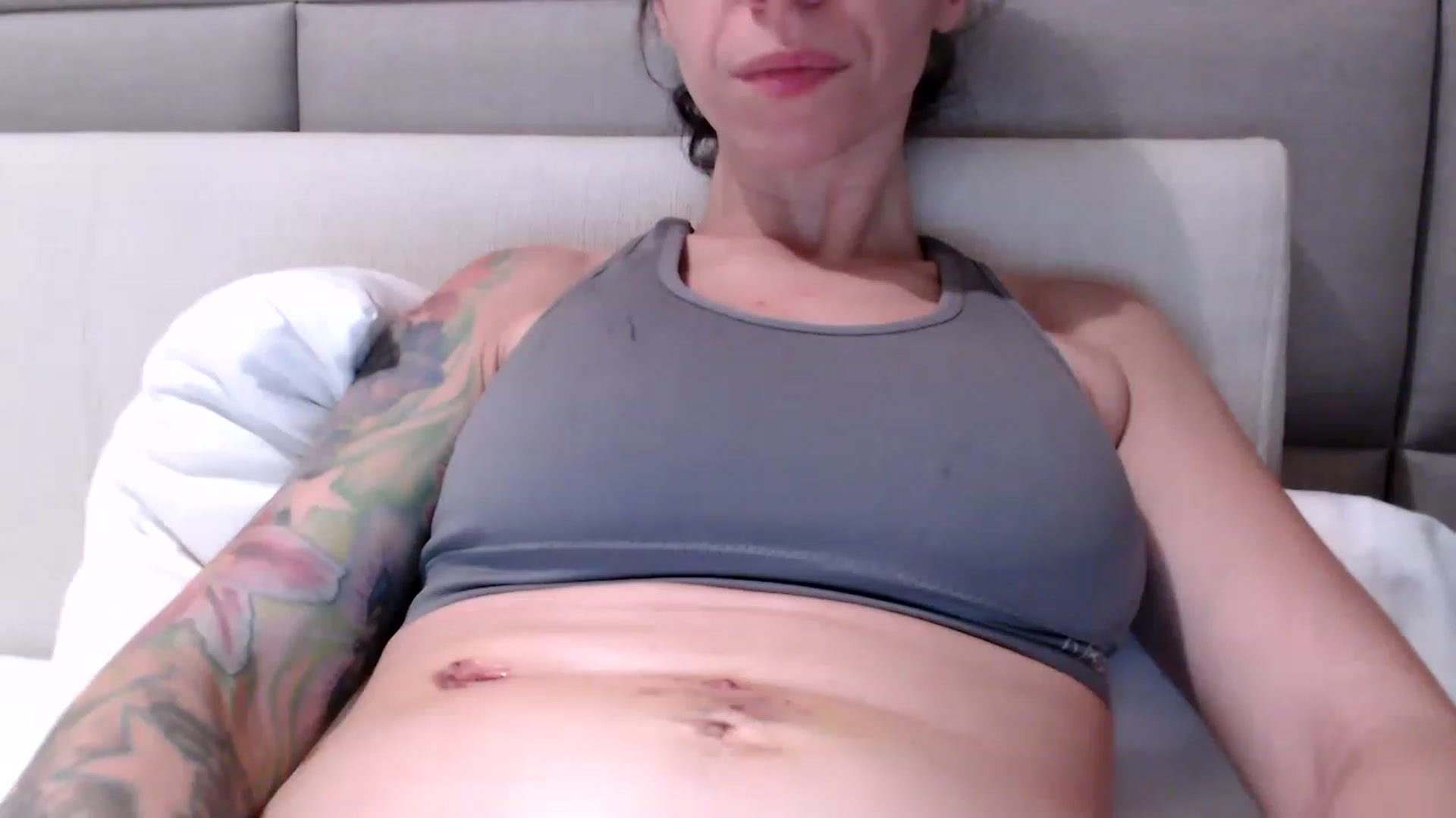 Gallery image thumbnail from AmyDay's myfreecams stream on, 06/24/2023, 04:52 image 8 of 20