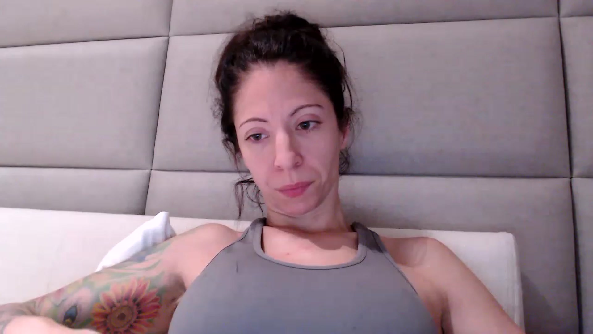 Gallery image thumbnail from AmyDay's myfreecams stream on, 06/24/2023, 04:52 image 4 of 20