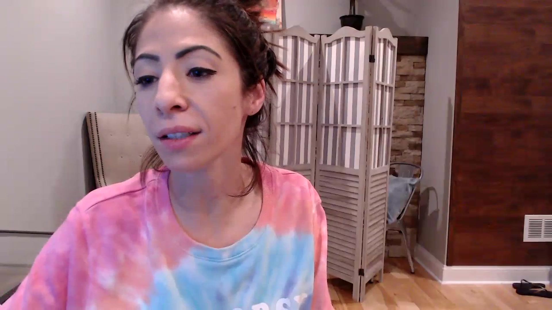Gallery image thumbnail from AmyDay's myfreecams stream on, 07/19/2023, 07:20 image 3 of 20