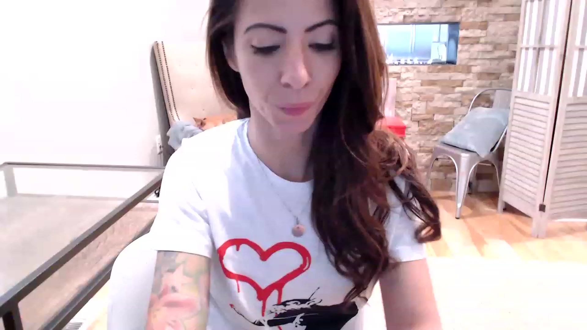 Gallery image thumbnail from AmyDay's myfreecams stream on, 08/06/2023, 20:57 image 19 of 20