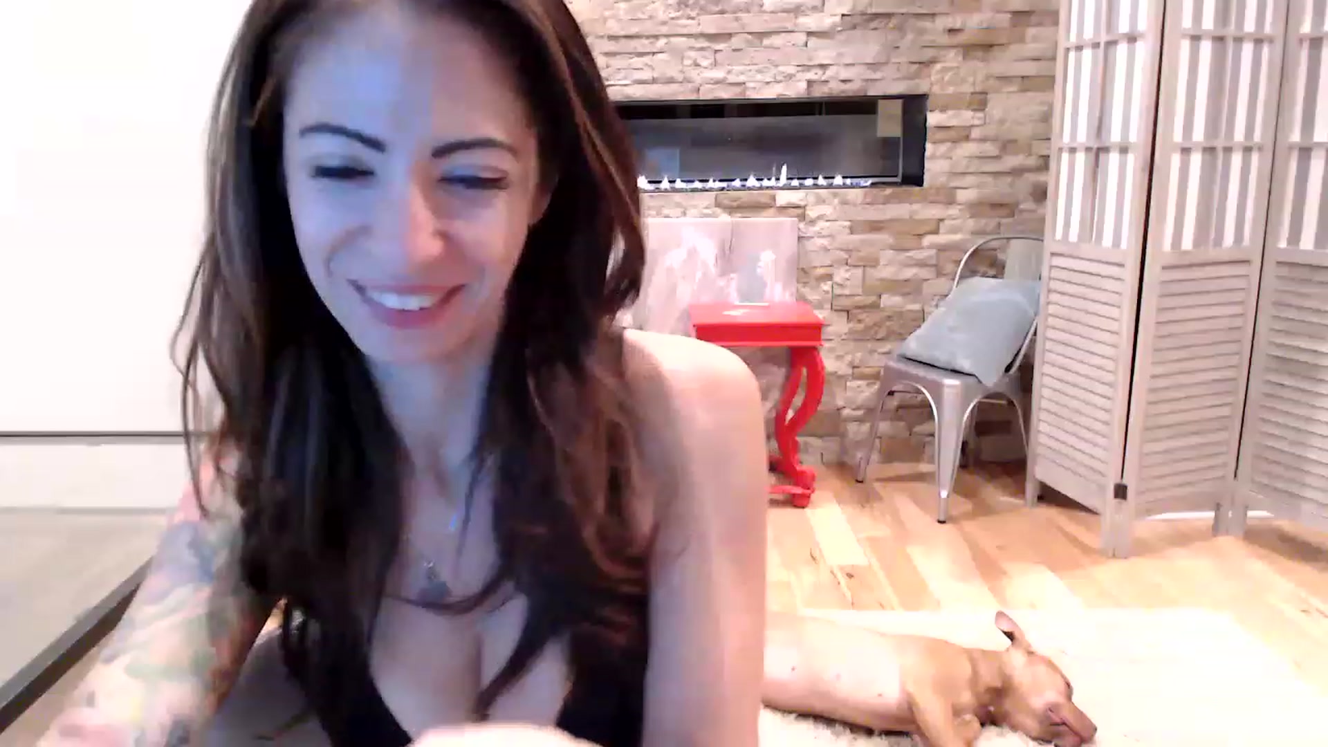 Gallery image thumbnail from AmyDay's myfreecams stream on, 08/07/2023, 07:20 image 14 of 20