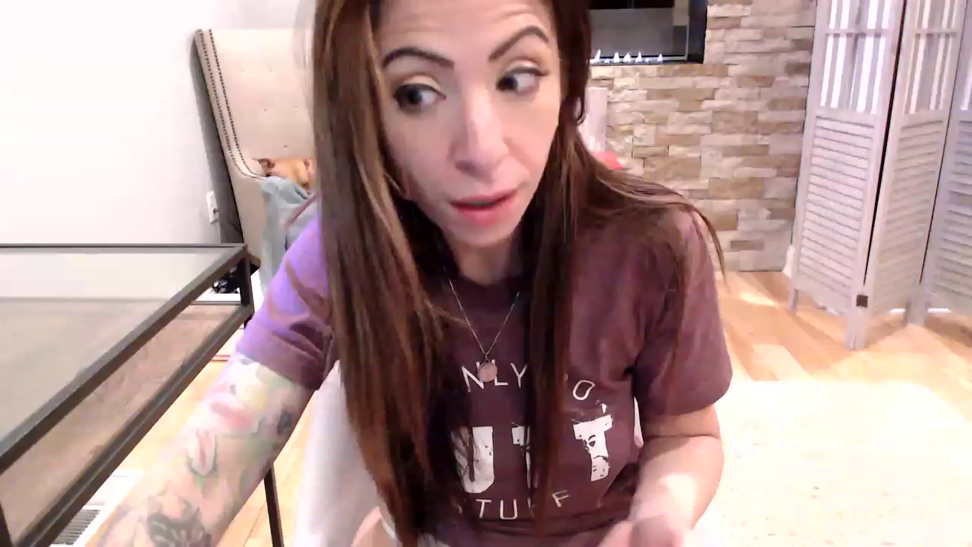 Gallery image thumbnail from AmyDay's myfreecams stream on, 08/13/2023, 06:29 image 8 of 20