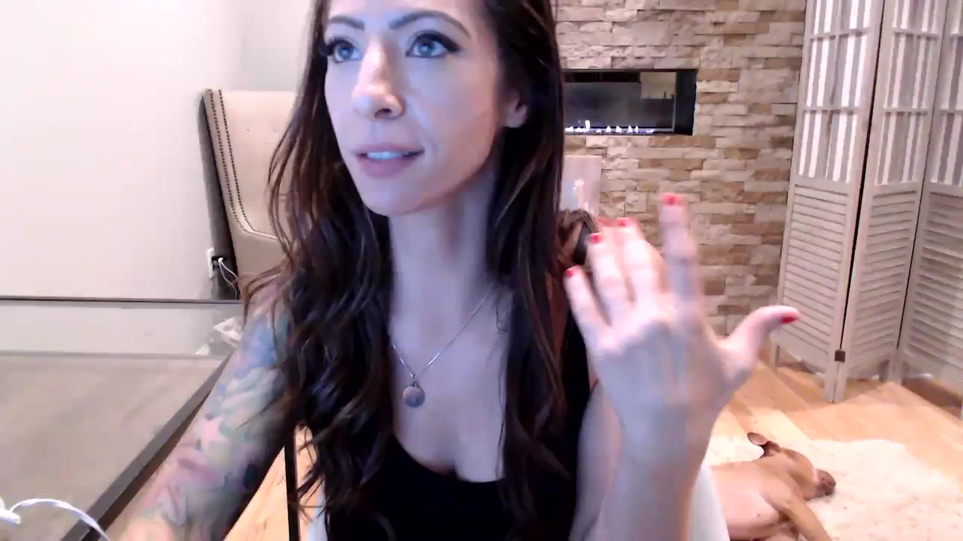 Gallery image thumbnail from AmyDay's myfreecams stream on, 08/23/2023, 04:18 image 1 of 20