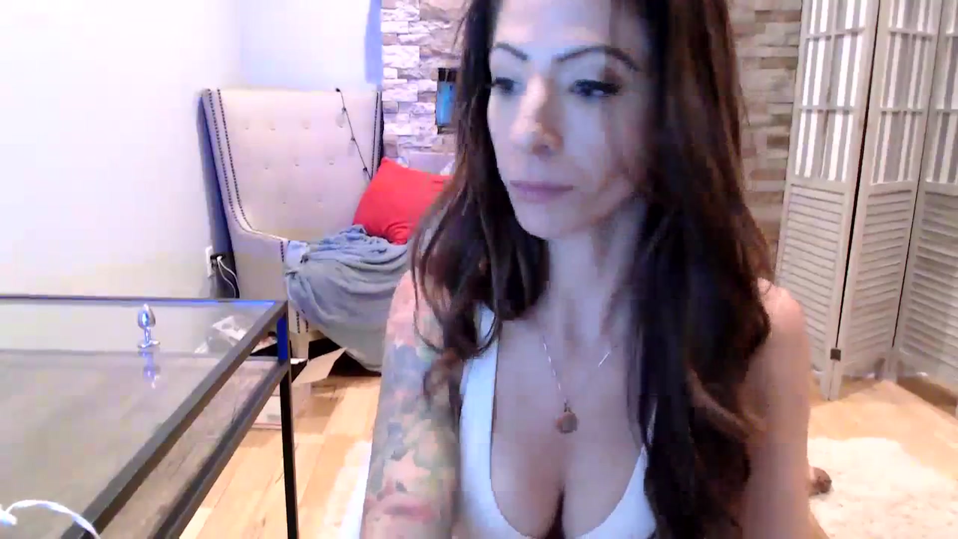 Gallery image thumbnail from AmyDay's myfreecams stream on, 08/23/2023, 04:18 image 15 of 20