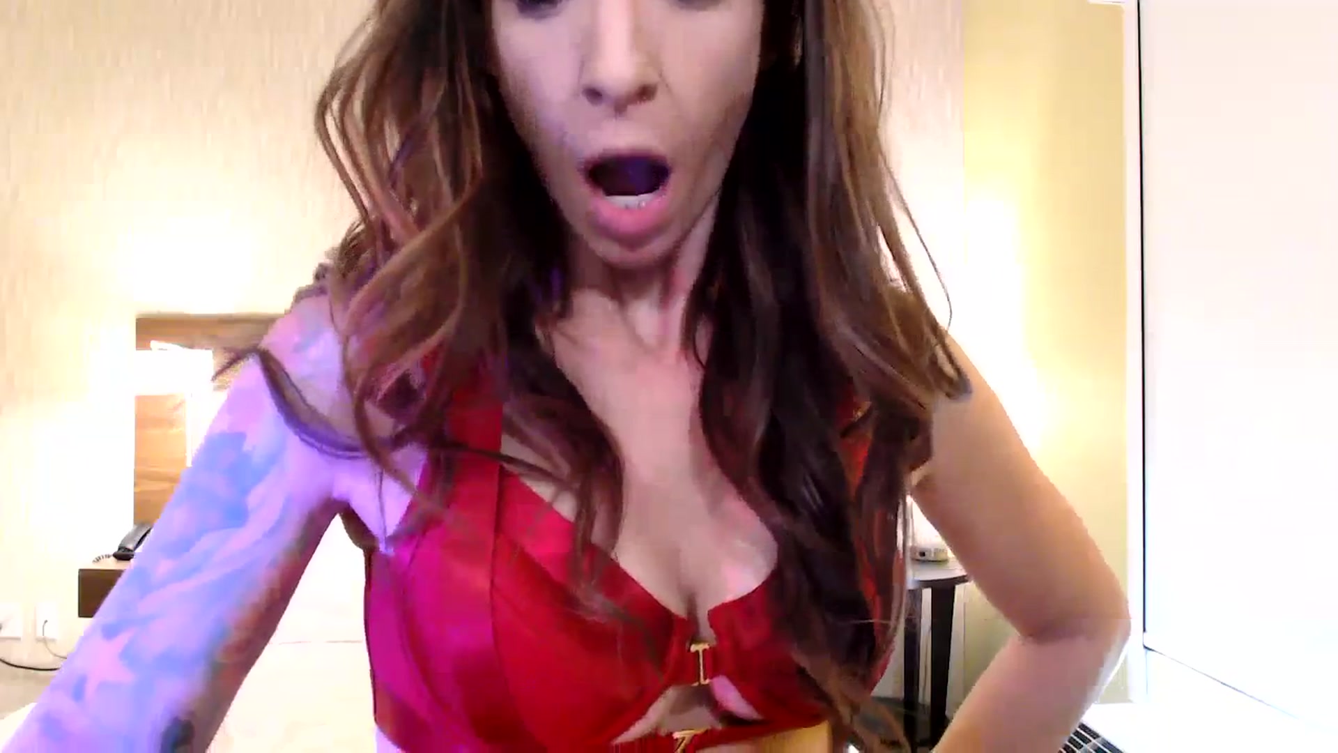Gallery image thumbnail from AmyDay's myfreecams stream on, 08/26/2023, 22:37 image 14 of 20