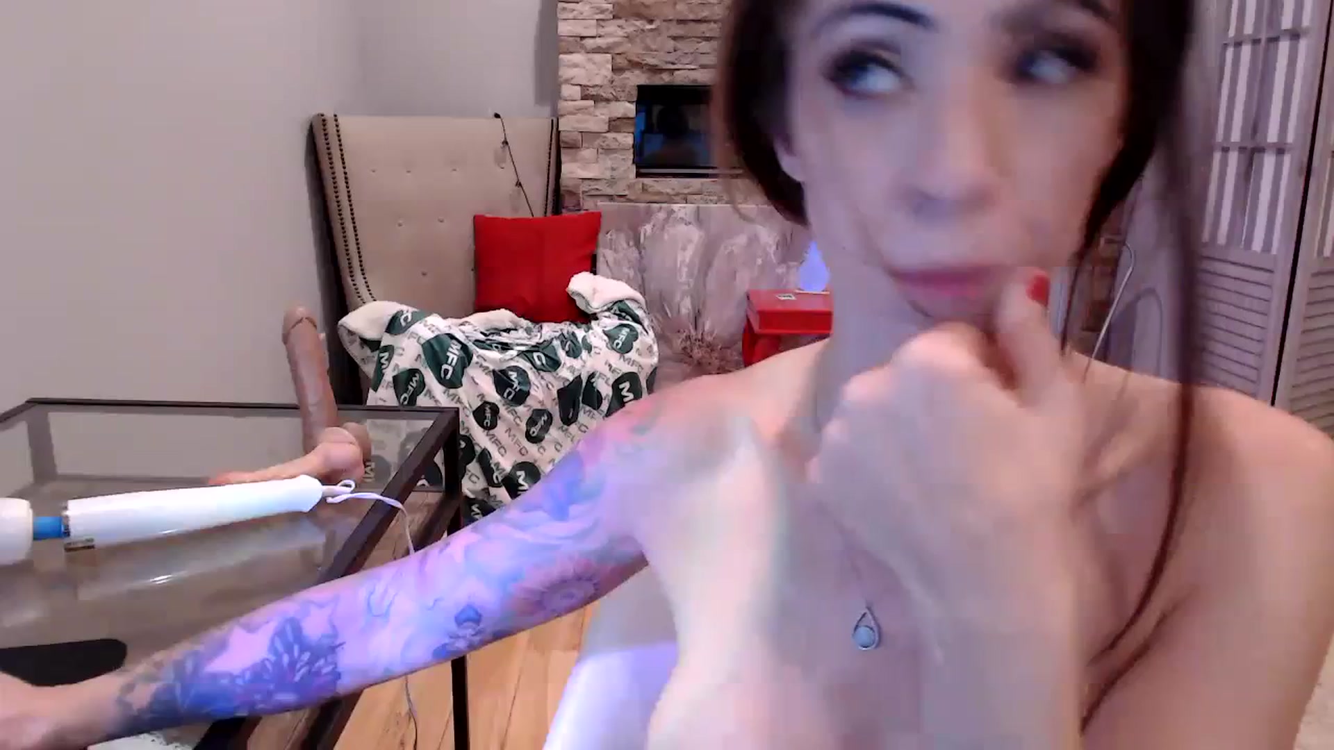 Gallery image thumbnail from AmyDay's myfreecams stream on, 09/01/2023, 06:31 image 1 of 20