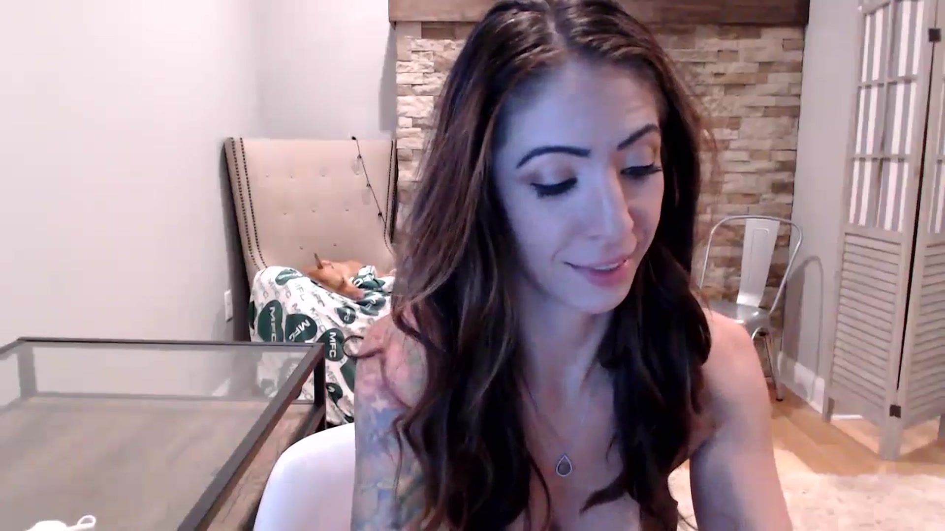 Gallery image thumbnail from AmyDay's myfreecams stream on, 09/05/2023, 06:07 image 2 of 20